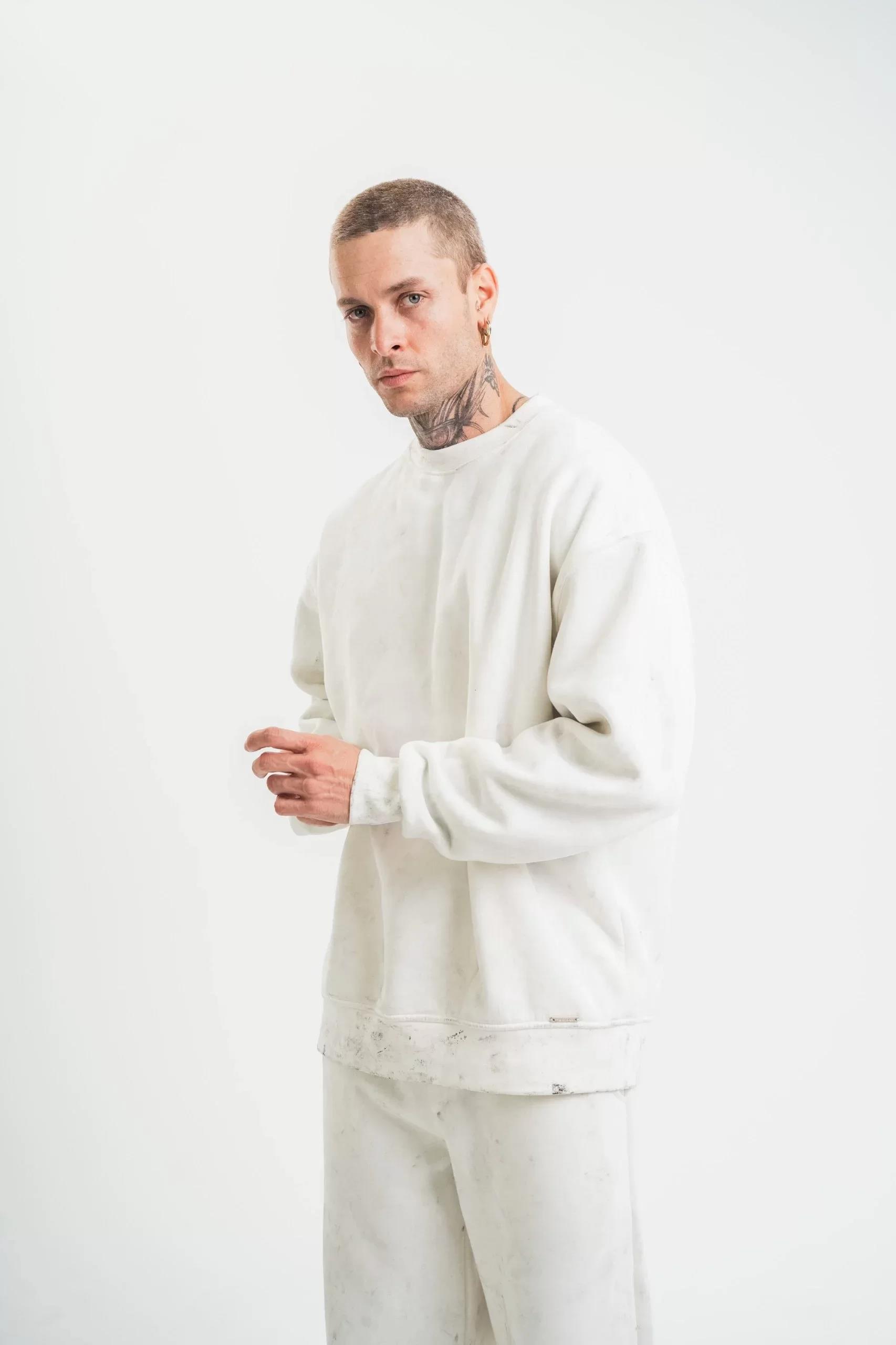 Unisex Uzun Kol Bisiklet Yaka Yıkamalı SweatShirt - Beyaz