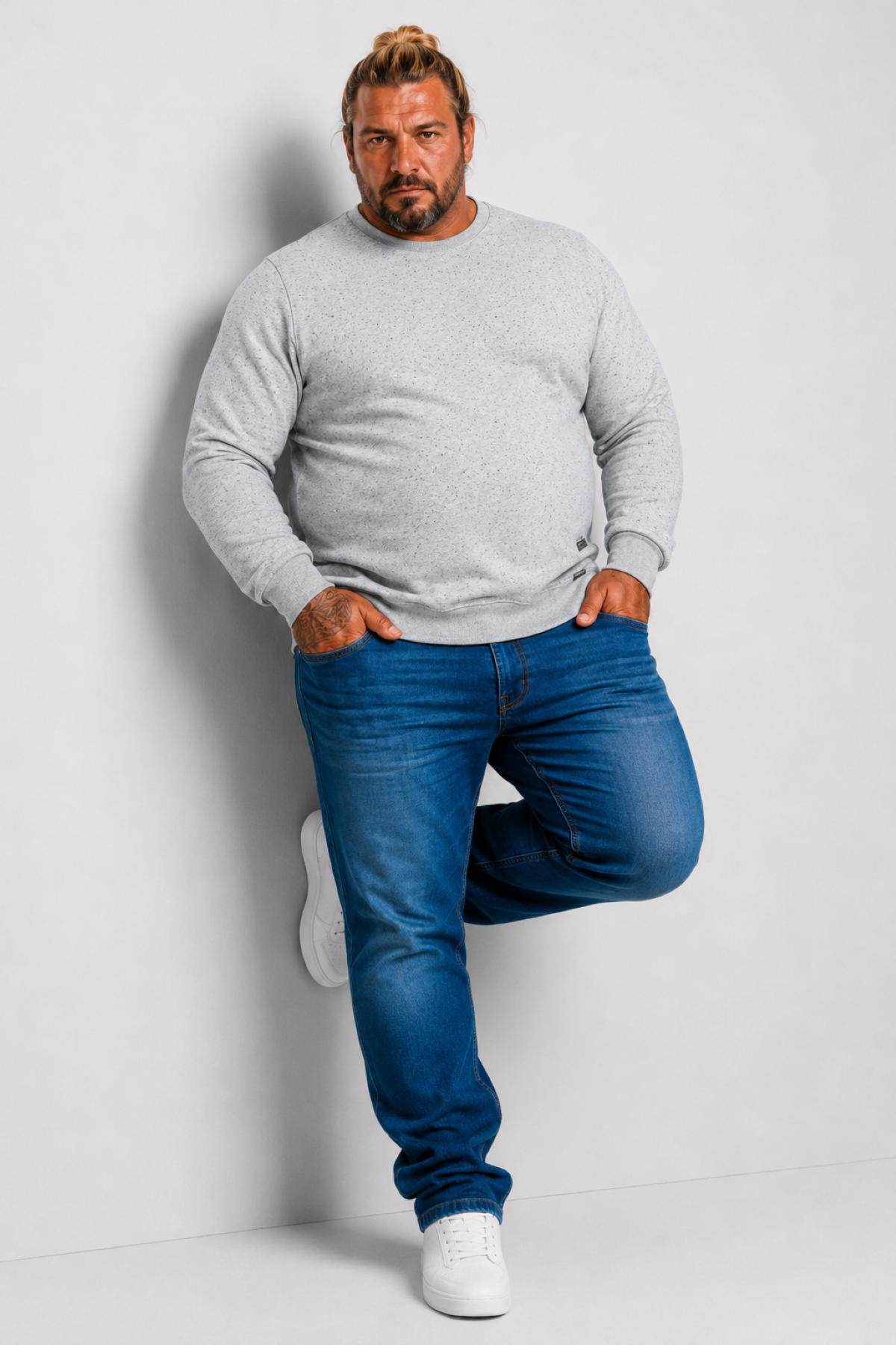 MocGrande Büyük Beden Sweatshirt Bisiklet Yaka Deri Arma 22703 GRI