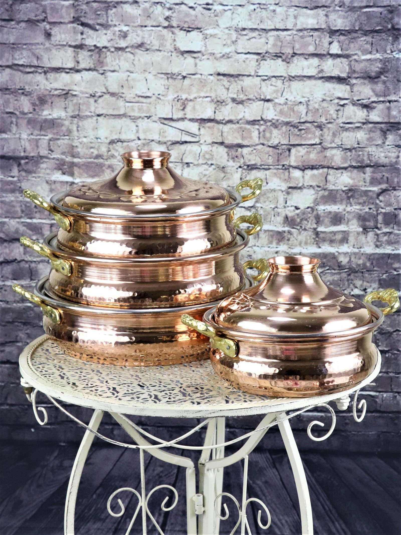 Bakır Tencere ve TavalarSonay BakırcılıkEl Dövmesi Derin Karnıyarık Bakır Tencere 24 cm