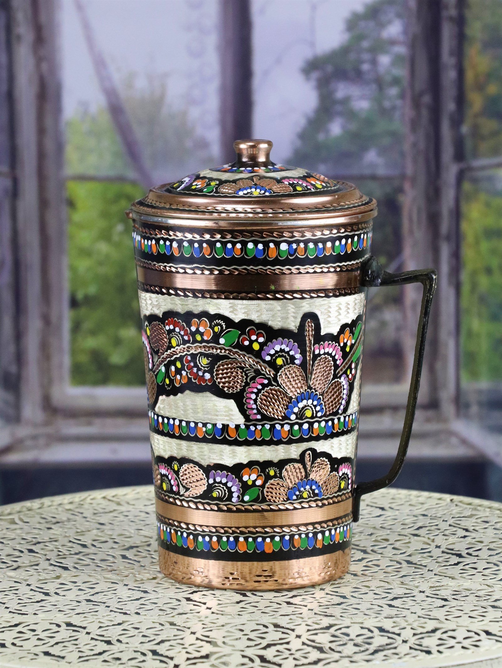 Bakır Sürahi ve MaşrabaSonay BakırcılıkGül Çiçek Dik Model İşlemeli Kapaklı Bakır Sürahi