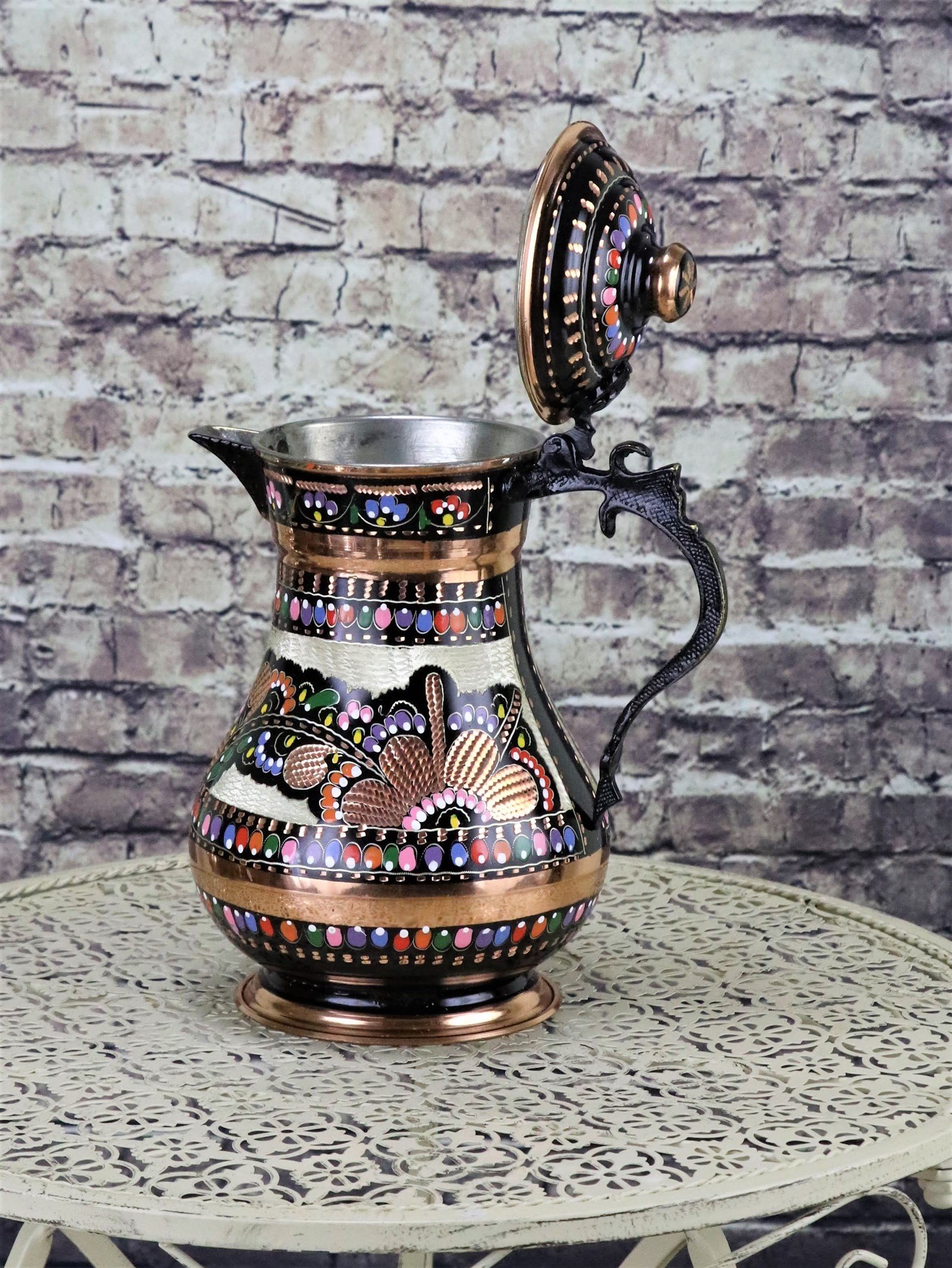 Bakır Sürahi ve MaşrabaSonay BakırcılıkGül Çiçek Kapaklı Klasik İşlemeli Bakır Sürahi
