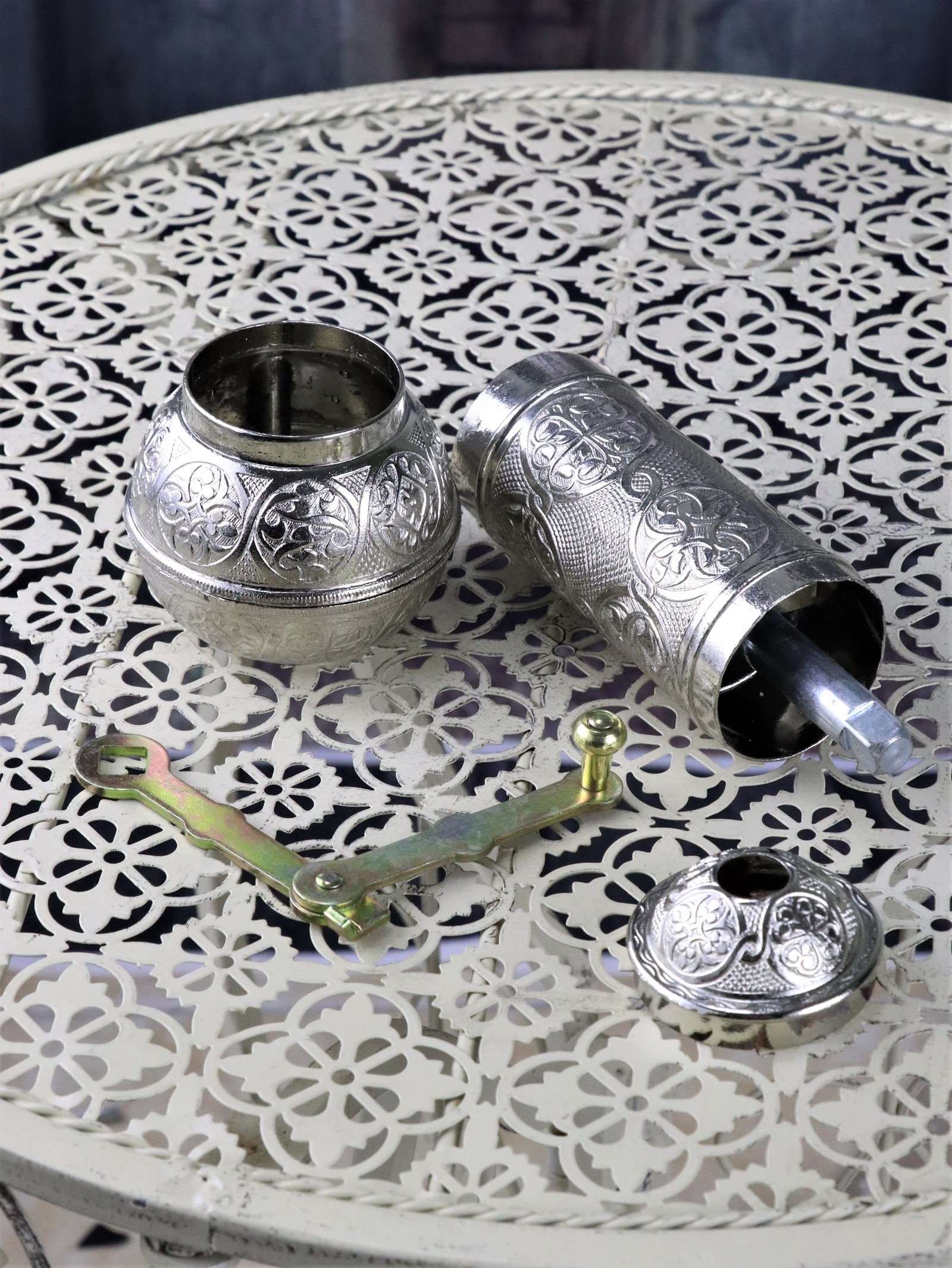 Trabzon Yöresel HediyeliklerSonay BakırcılıkTopak Döküm Kahve Öğütücü