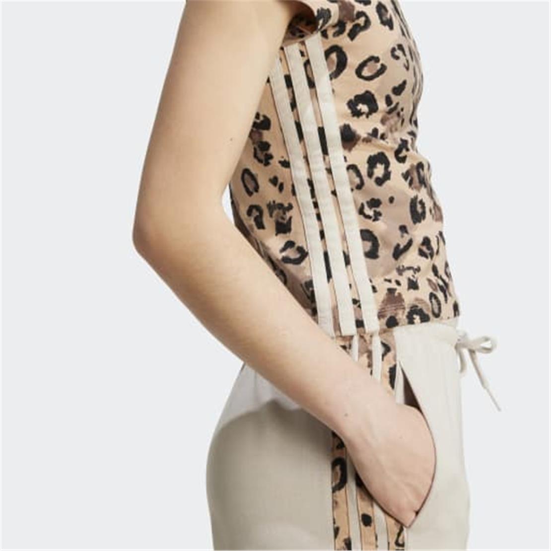 ADİDAS W AOP TEE Tişört Modeli KADIN