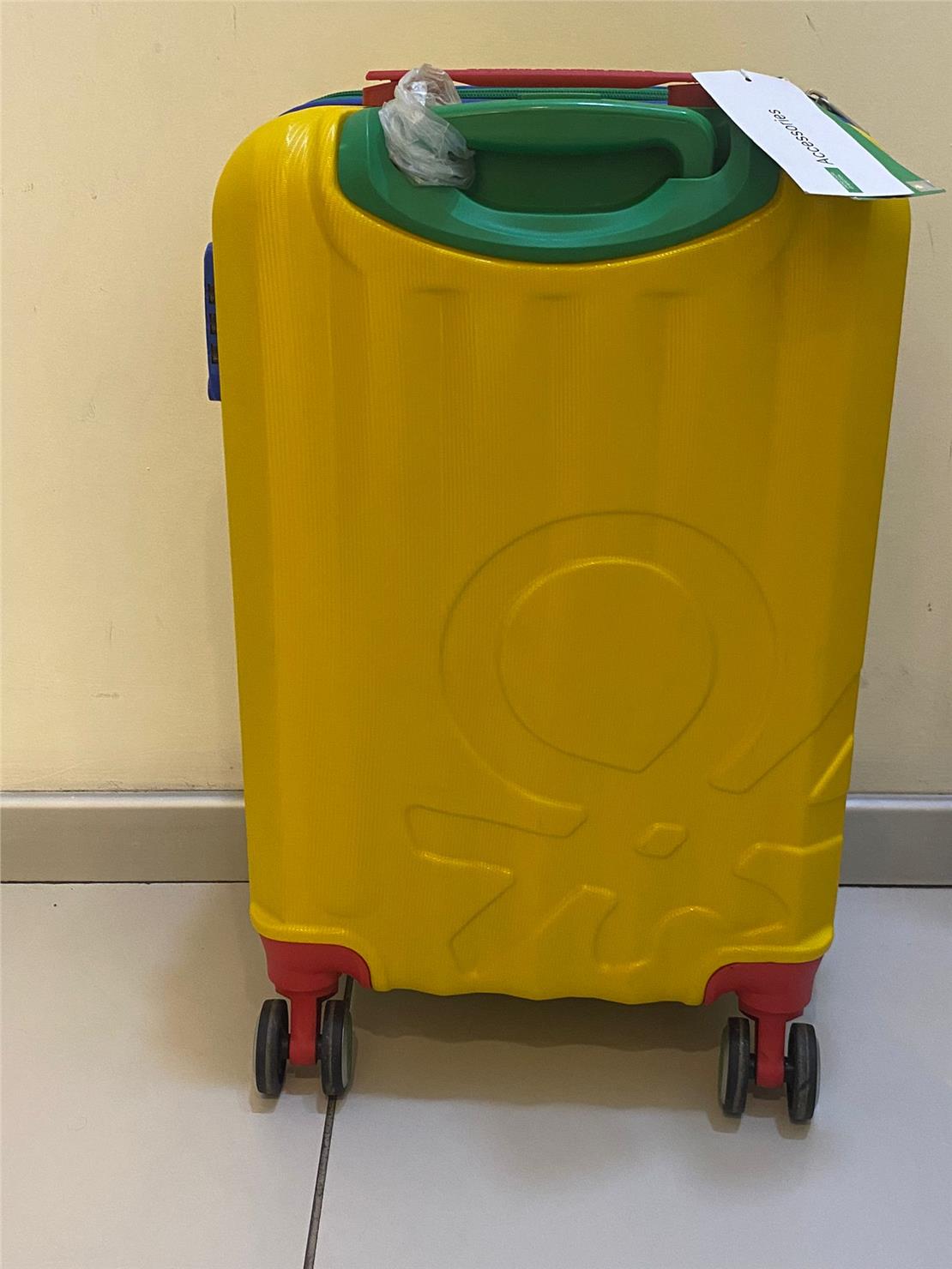 BENETTON TROLLEY 50 CM SARI Çanta Cüzdan Modeli Çanta Cüzdan
