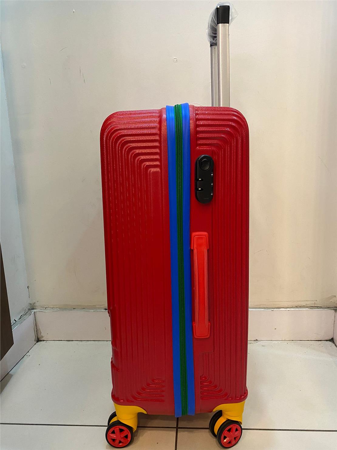 BENETTON TROLLEY 60 CM KRMZ