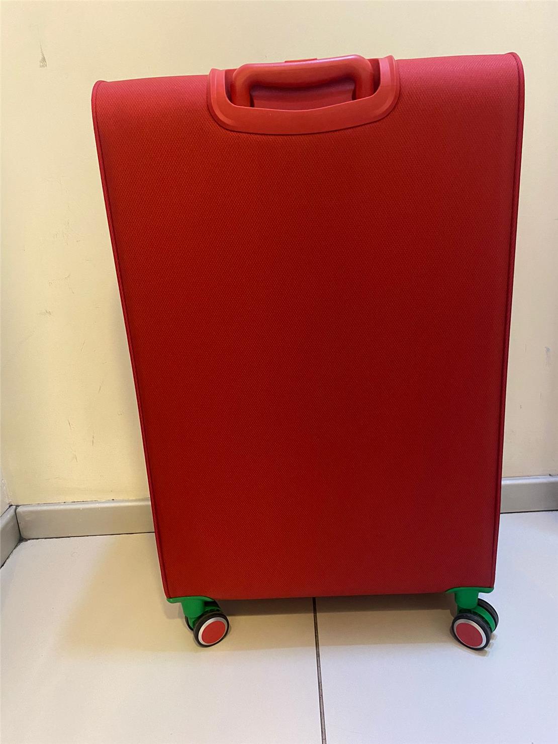 BENETTON TROLLEY 70 CM KRMZ Çanta Cüzdan Modeli Çanta Cüzdan
