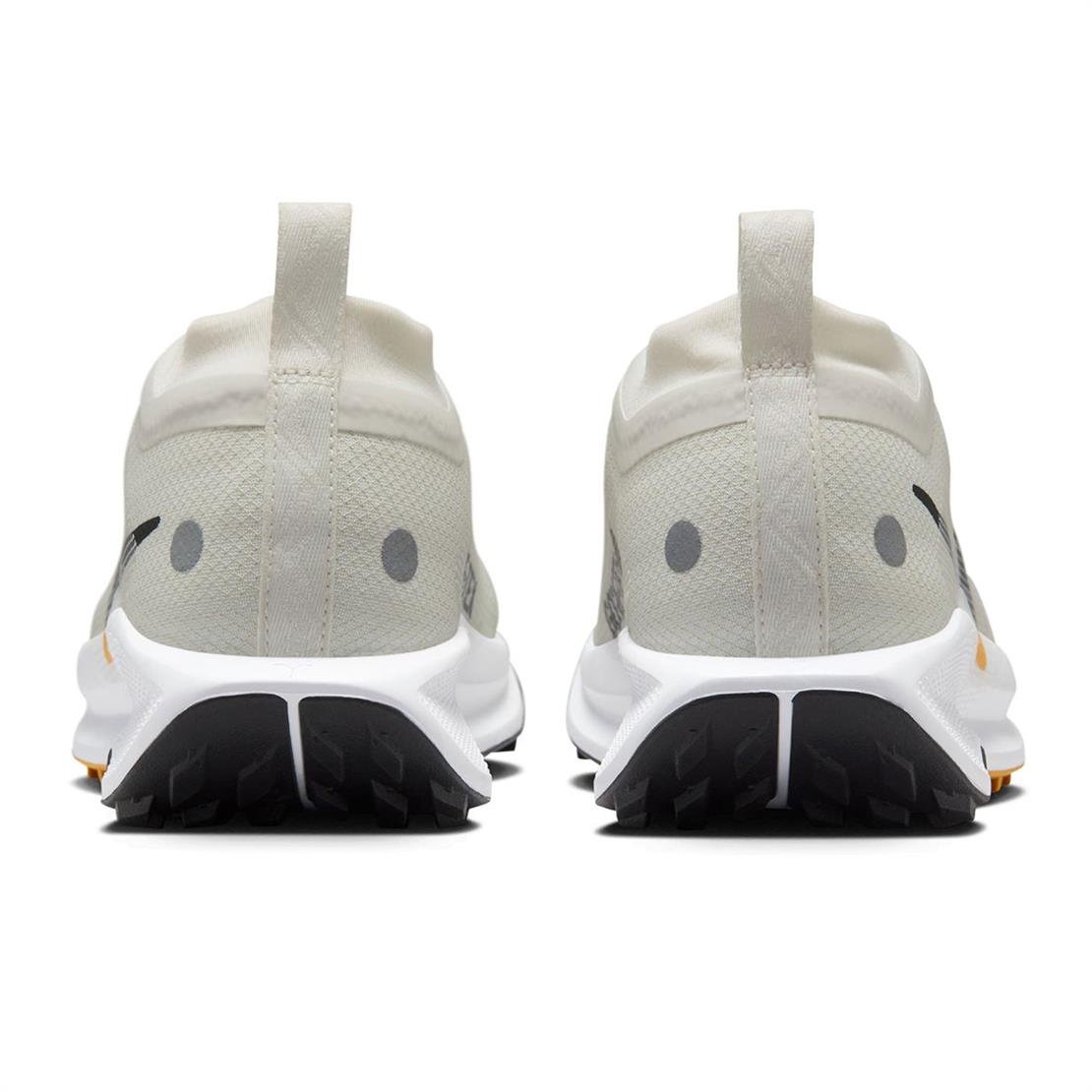 NİKE W PEGASUS TRAIL 5 GTX Koşu Ayakkabısı Modeli KADIN
