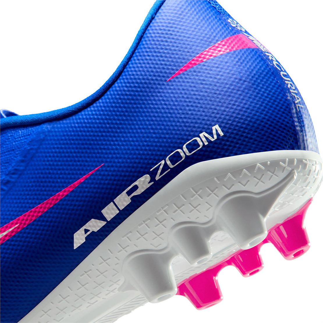 NİKE ZOOM VAPOR 16 ACADEMY AG Futbol Ayakkabısı Modeli ERKEK