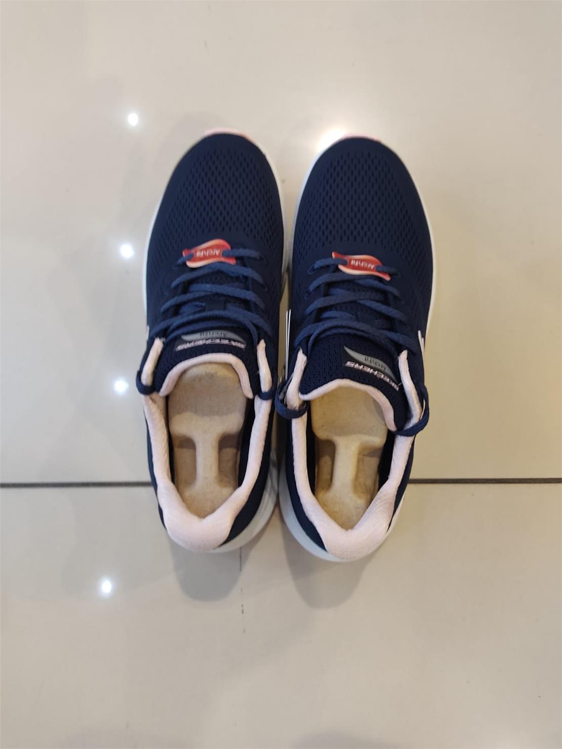 SKECHERS ARCH FIT - BIG APPEAL