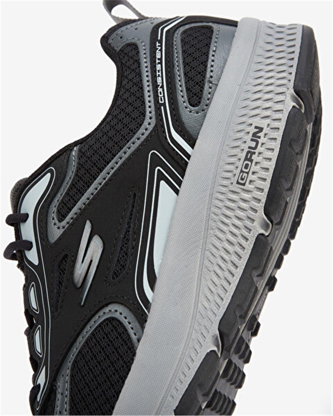 SKECHERS GO RUN CONSISTENT -
