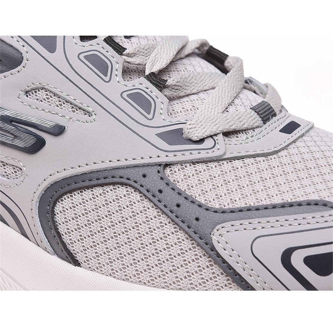 SKECHERS GO RUN CONSISTENT