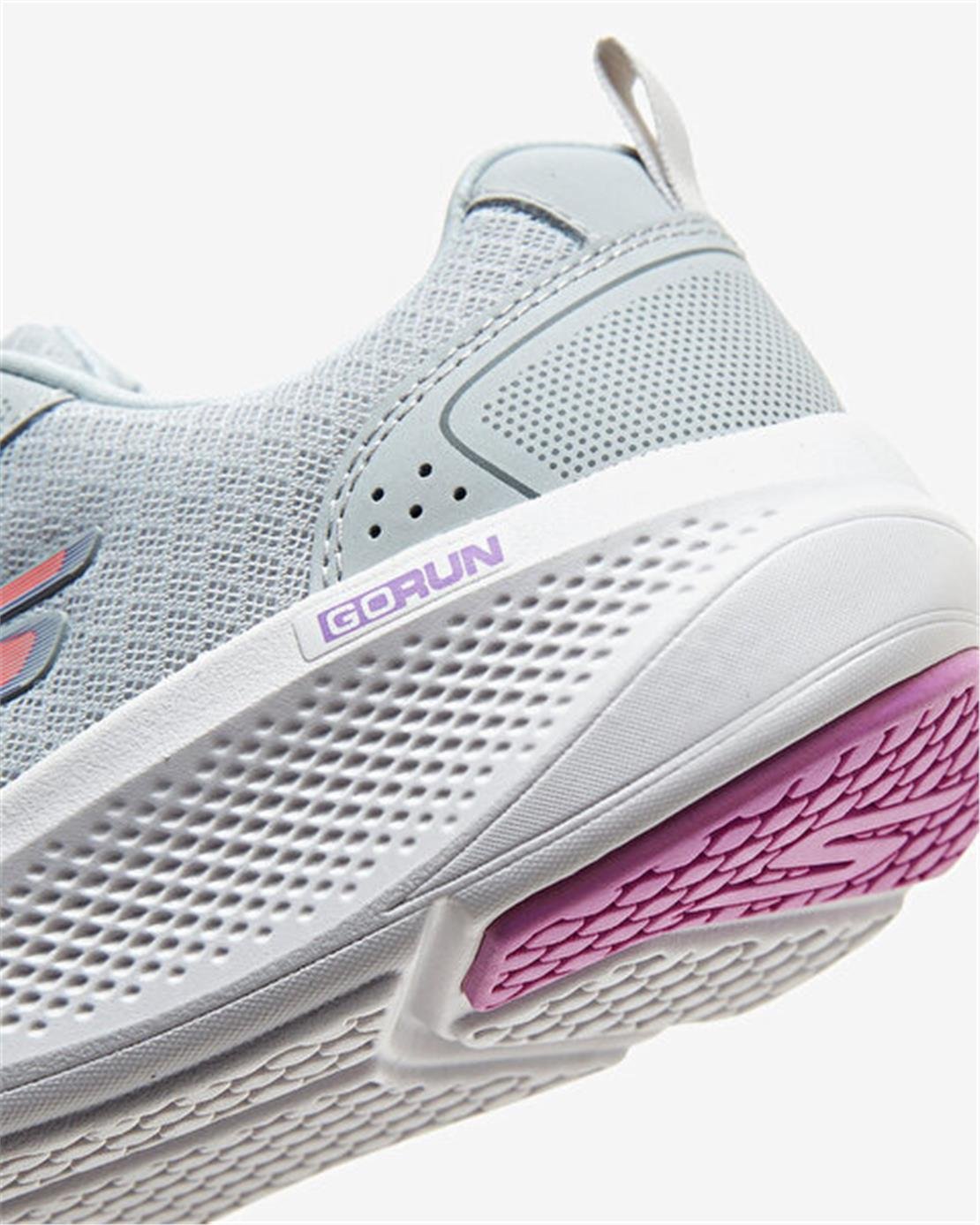 SKECHERS GO RUN ELEVATE - XYLON
