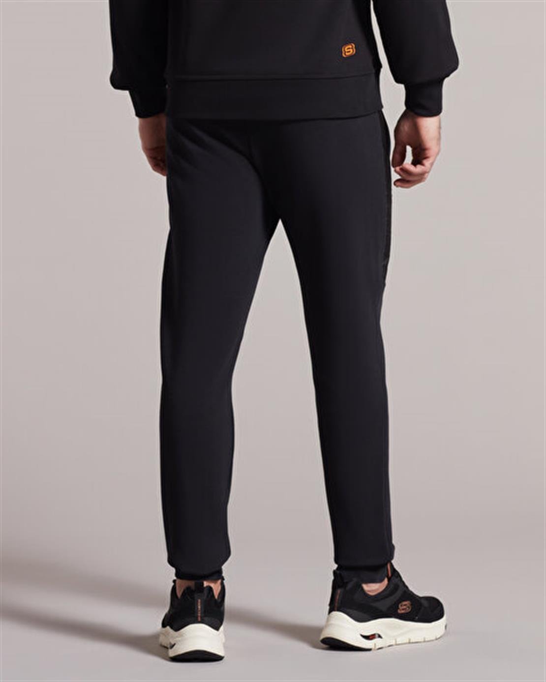 SKECHERS M LW Fleece Pop Up Detailed Jogger Sweatpant