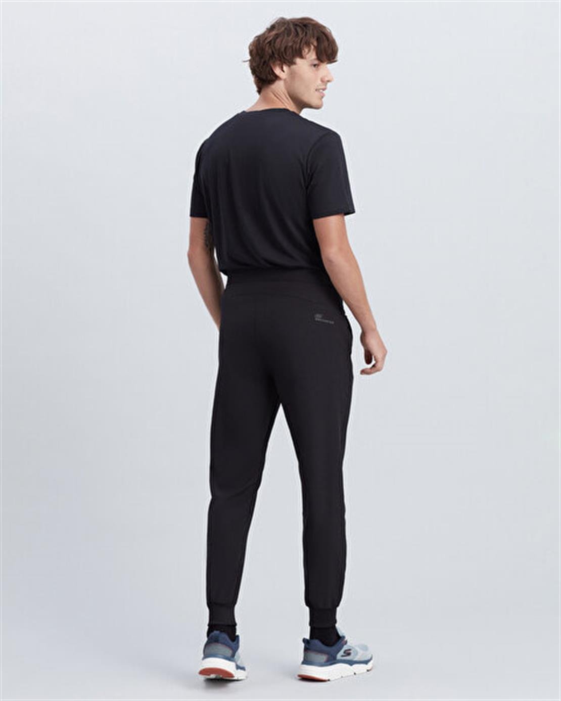 SKECHERS M Micro Collection Side Zipped Jogger Pant