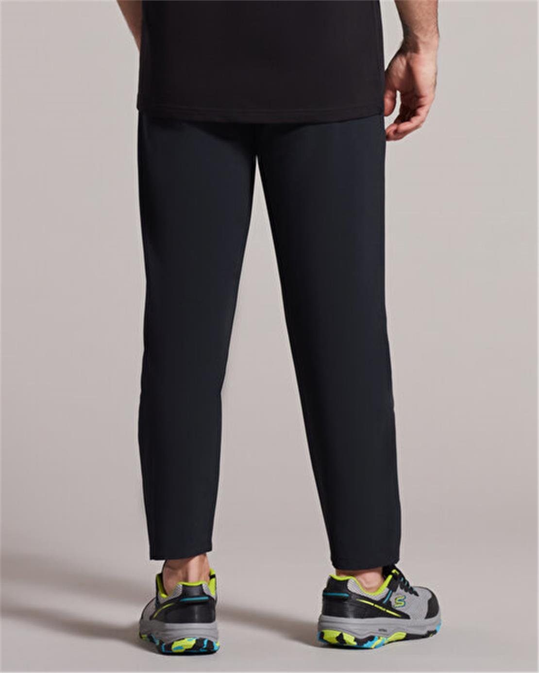 SKECHERS M Runner Lite Slim Micro Pant