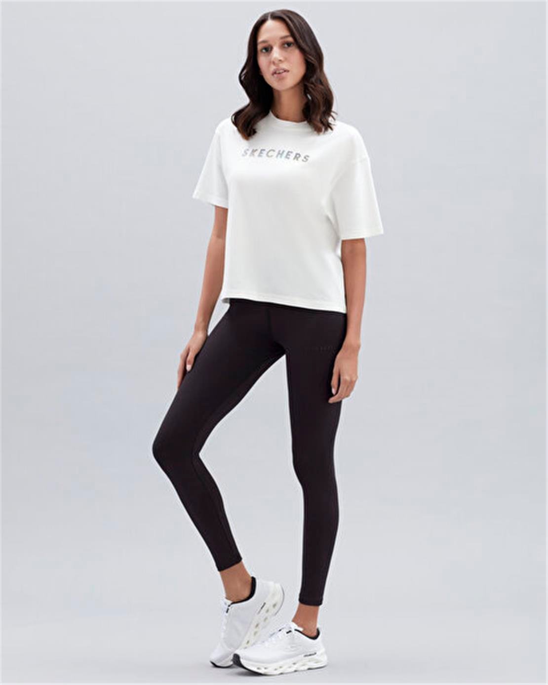 SKECHERS W Graphic Tee Shiny Logo T-Shirt