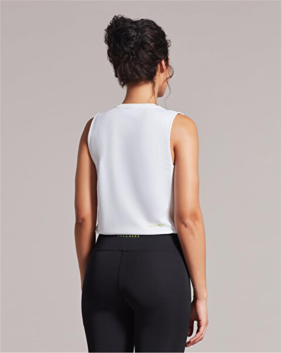SKECHERS W Performance Coll. Mesh Detailed Tank T-Shirt