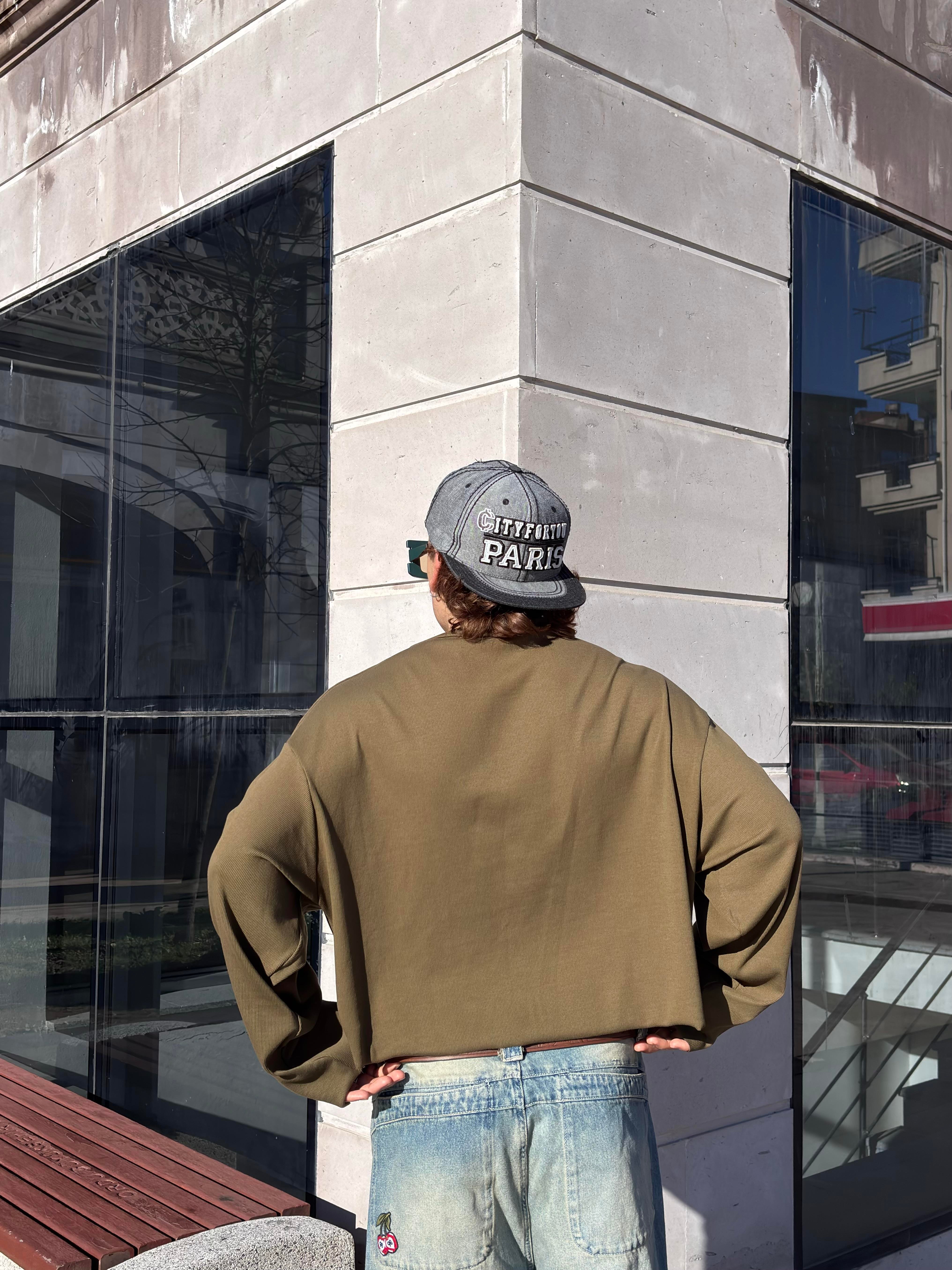  Green Boxy Fit Cut-Off Sweatshirt
