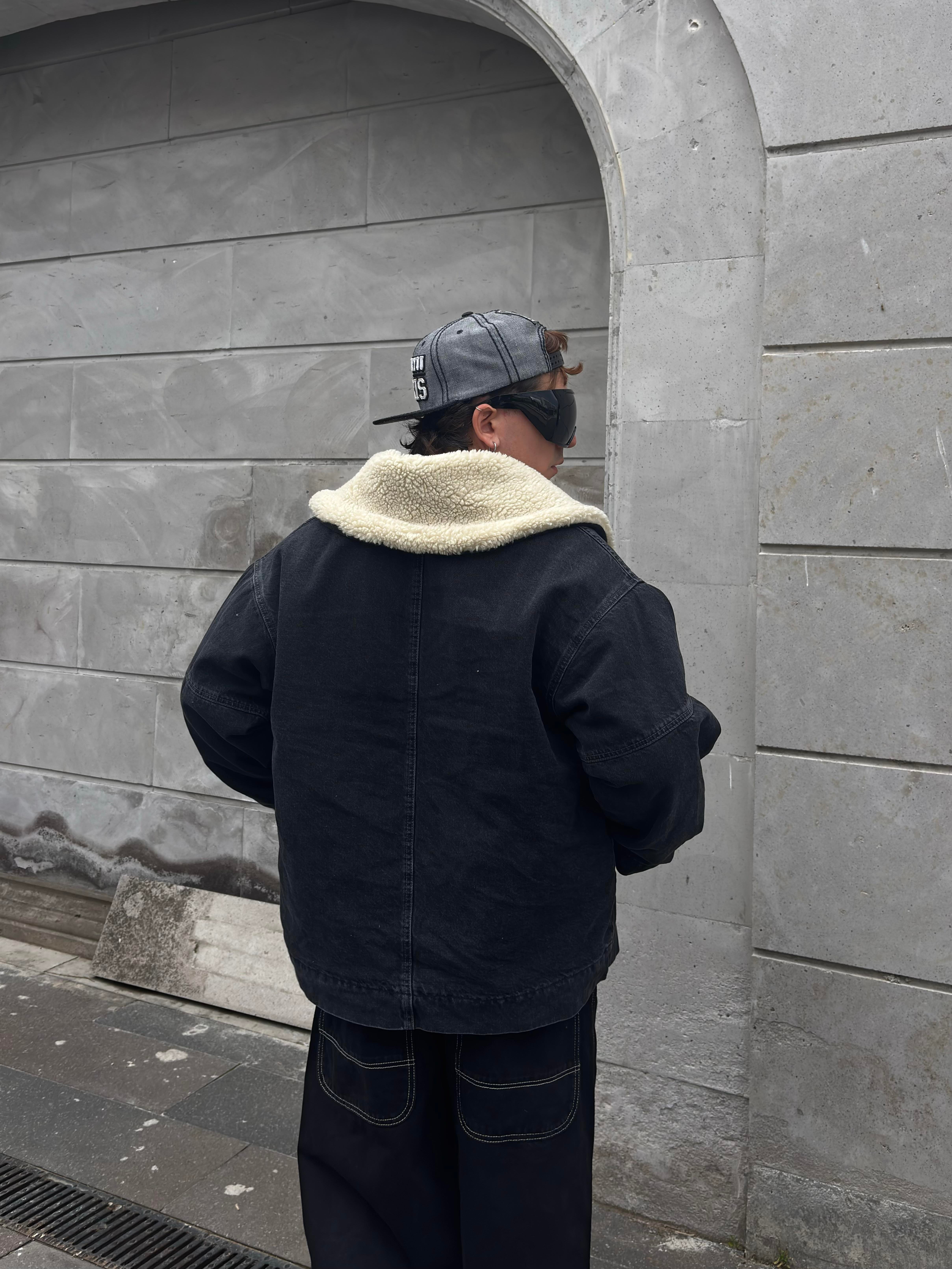 Antrasit Chuck On Borg Denim Jacket