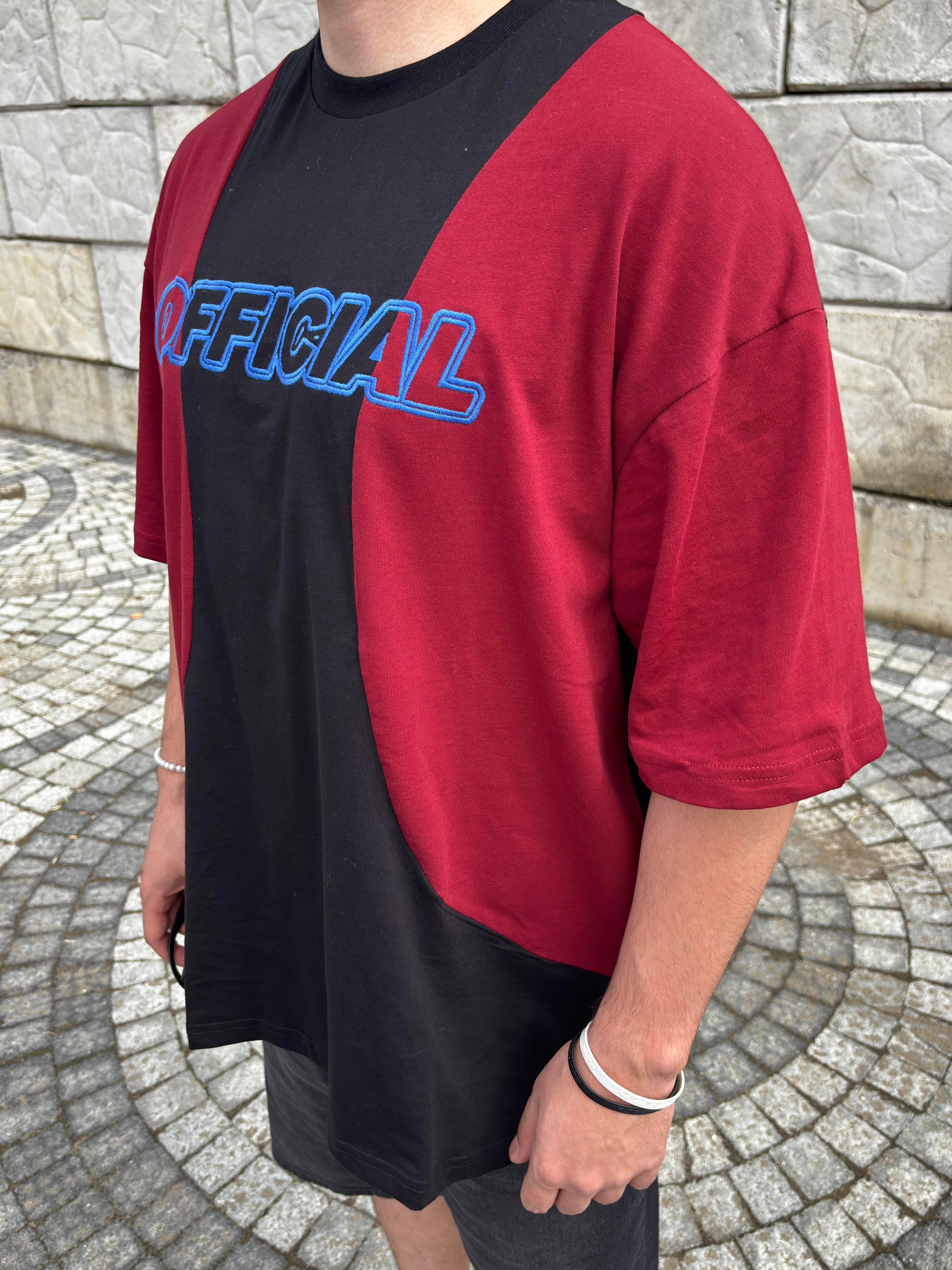 Black And Red Nakışlı T-shirt