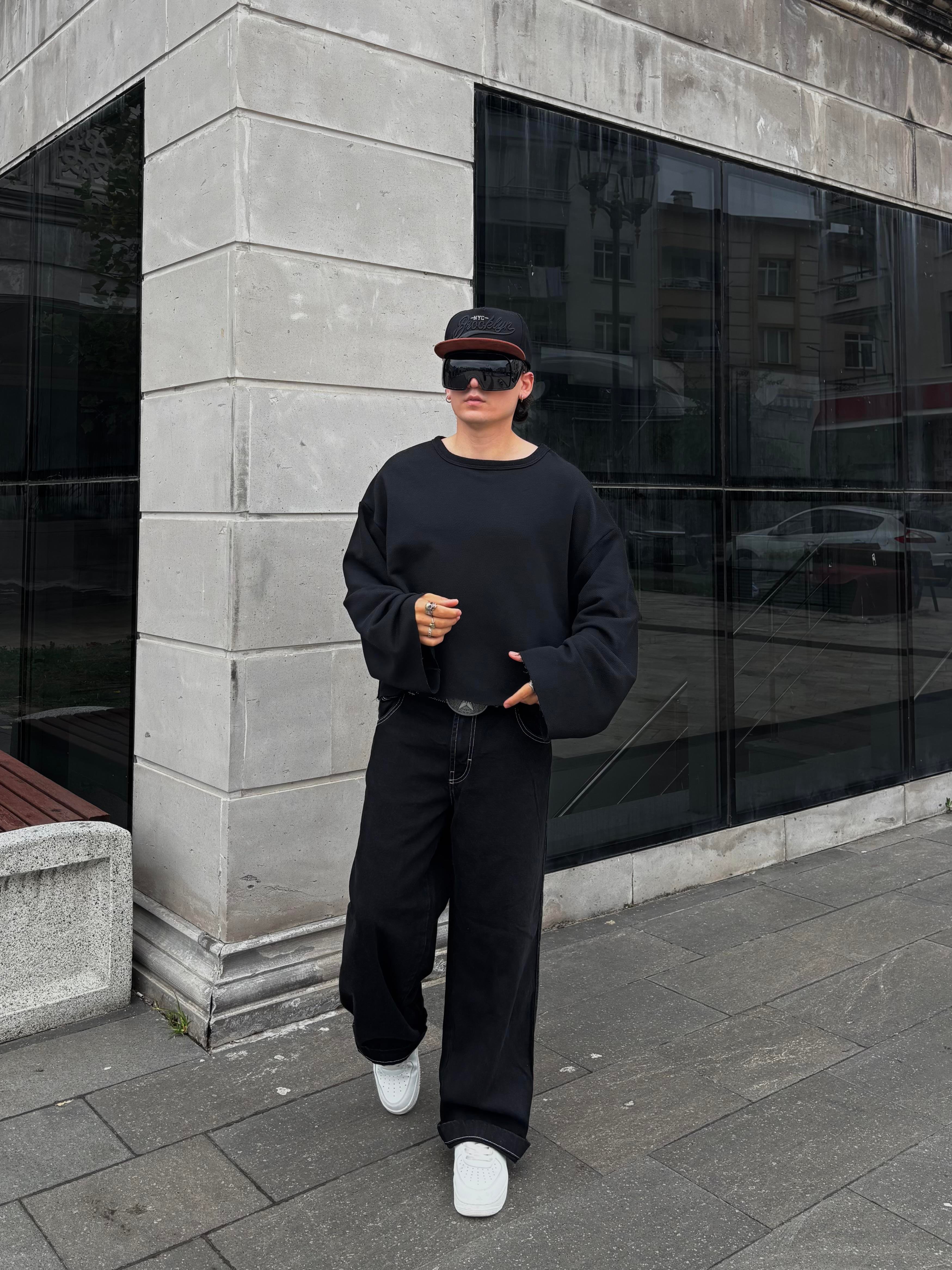 Black Boxy Fit Cut-Off Sweatshirt