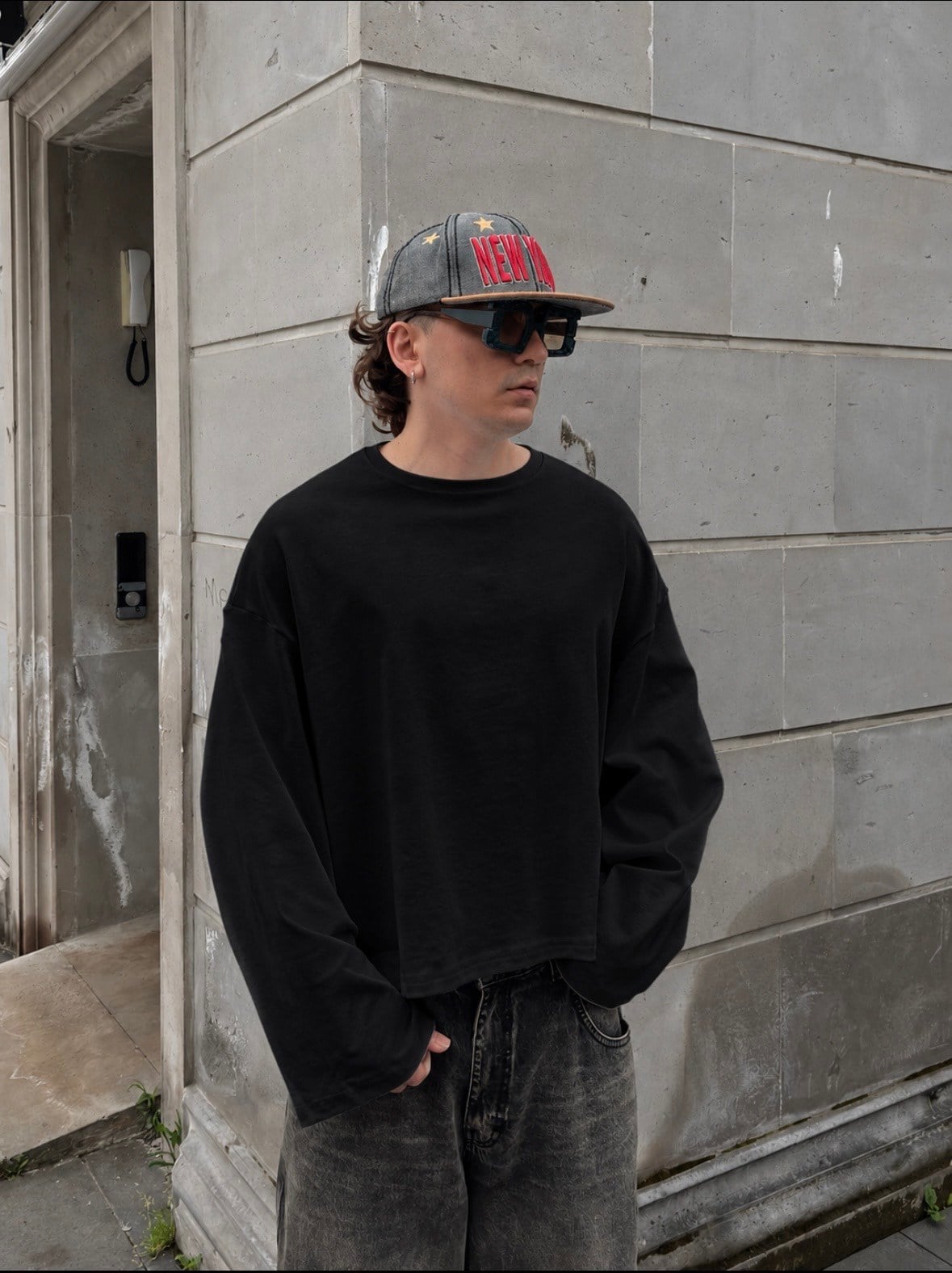 Black Core Oversized Boxy Sweat