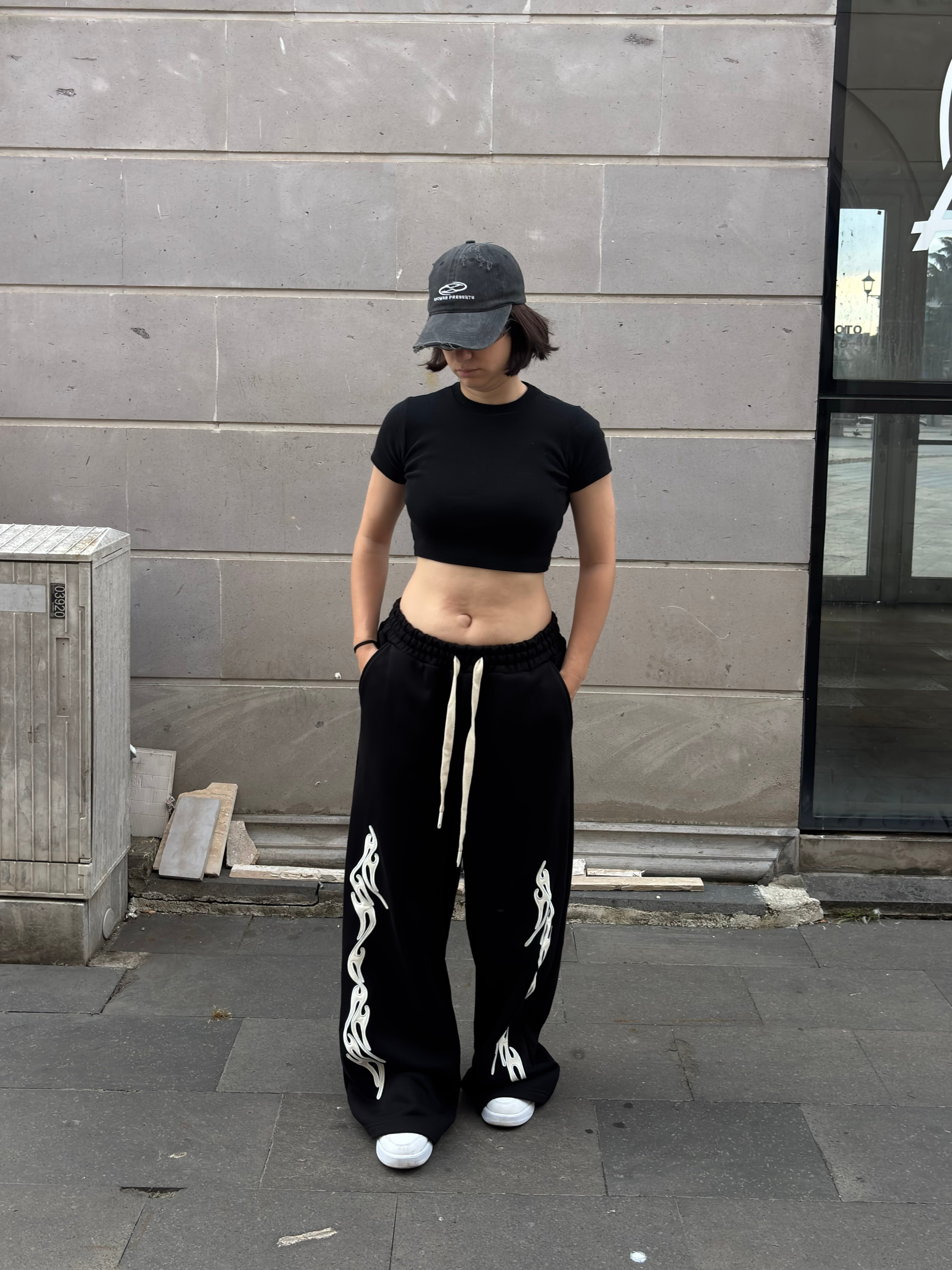Black Neo Tribal Deri Detay Nakıış İşlemeli Baggy Eşofman