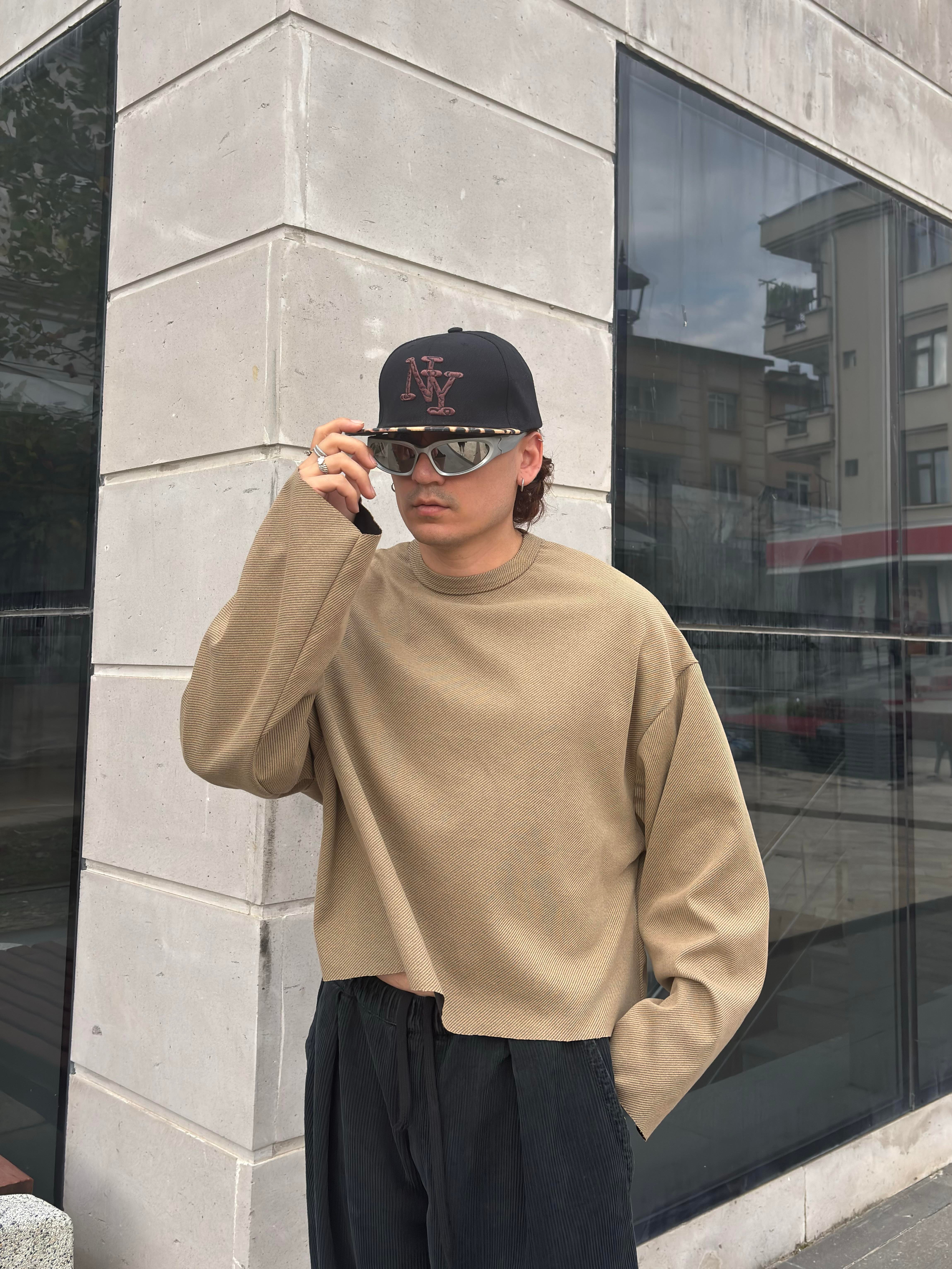 Brown Tone Boxy Fit Cut-Off Sweatshirt