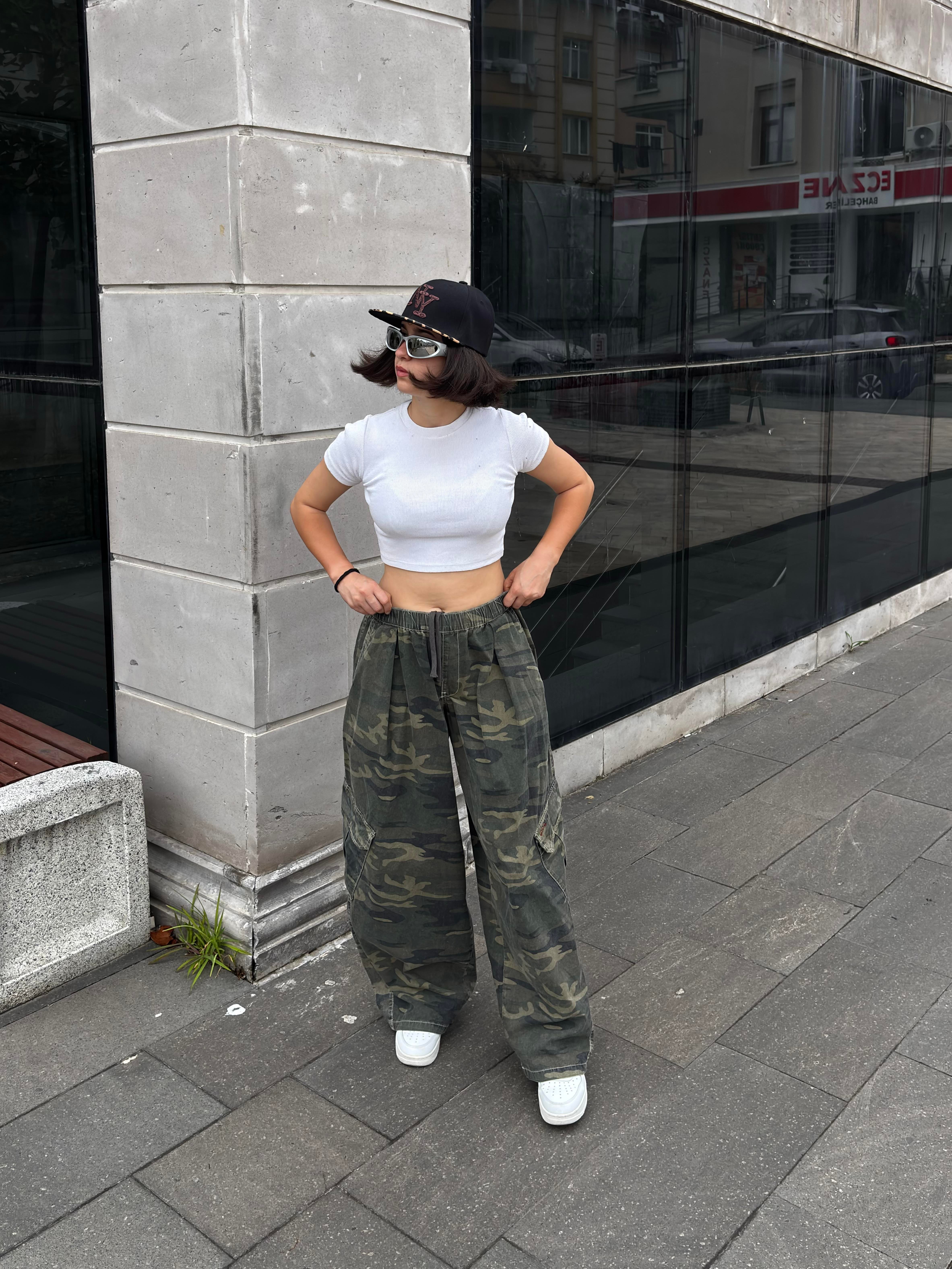 Camo Bobbi Pull-On Baggy Pant