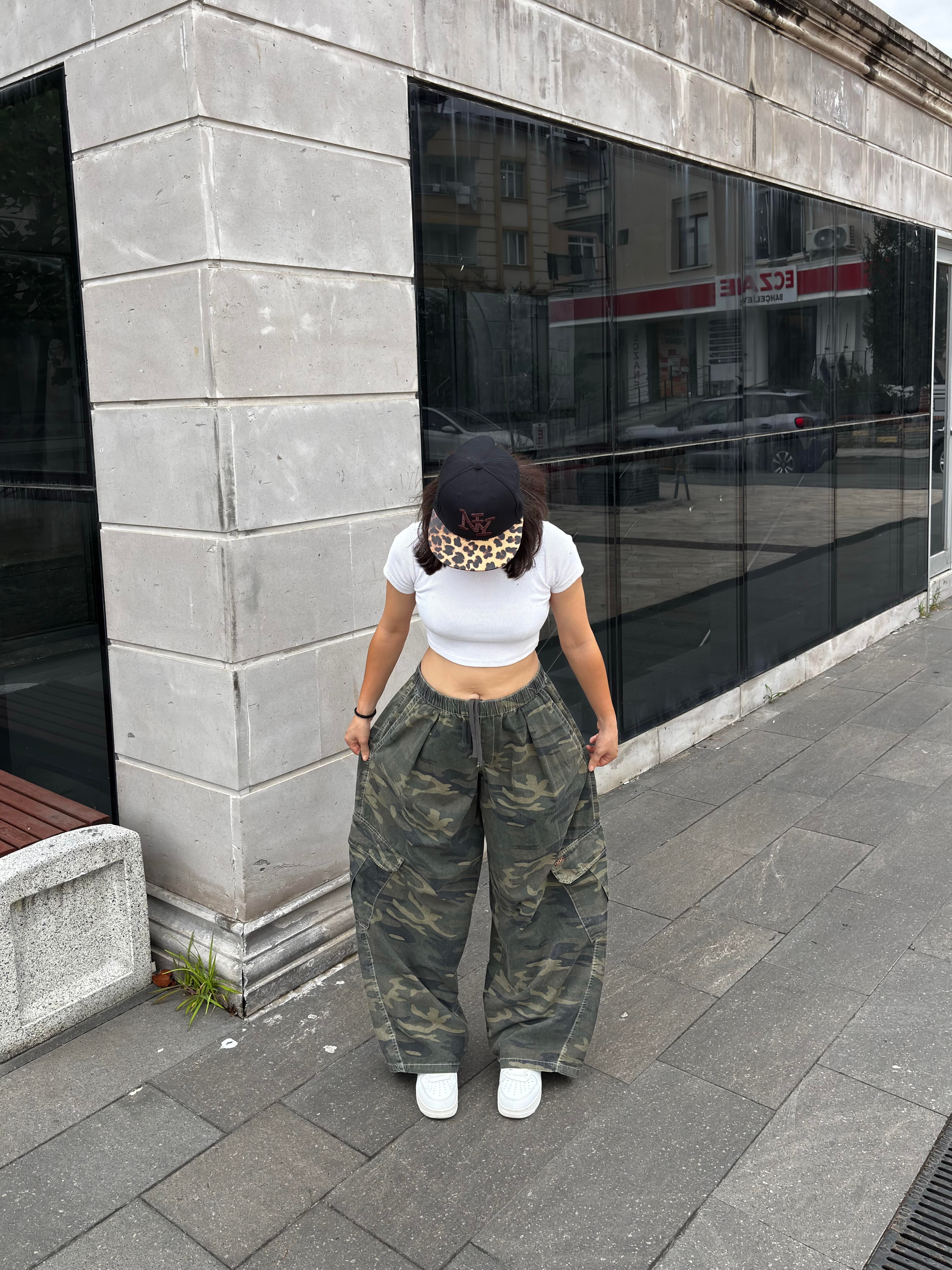 Camo Bobbi Pull-On Baggy Pant
