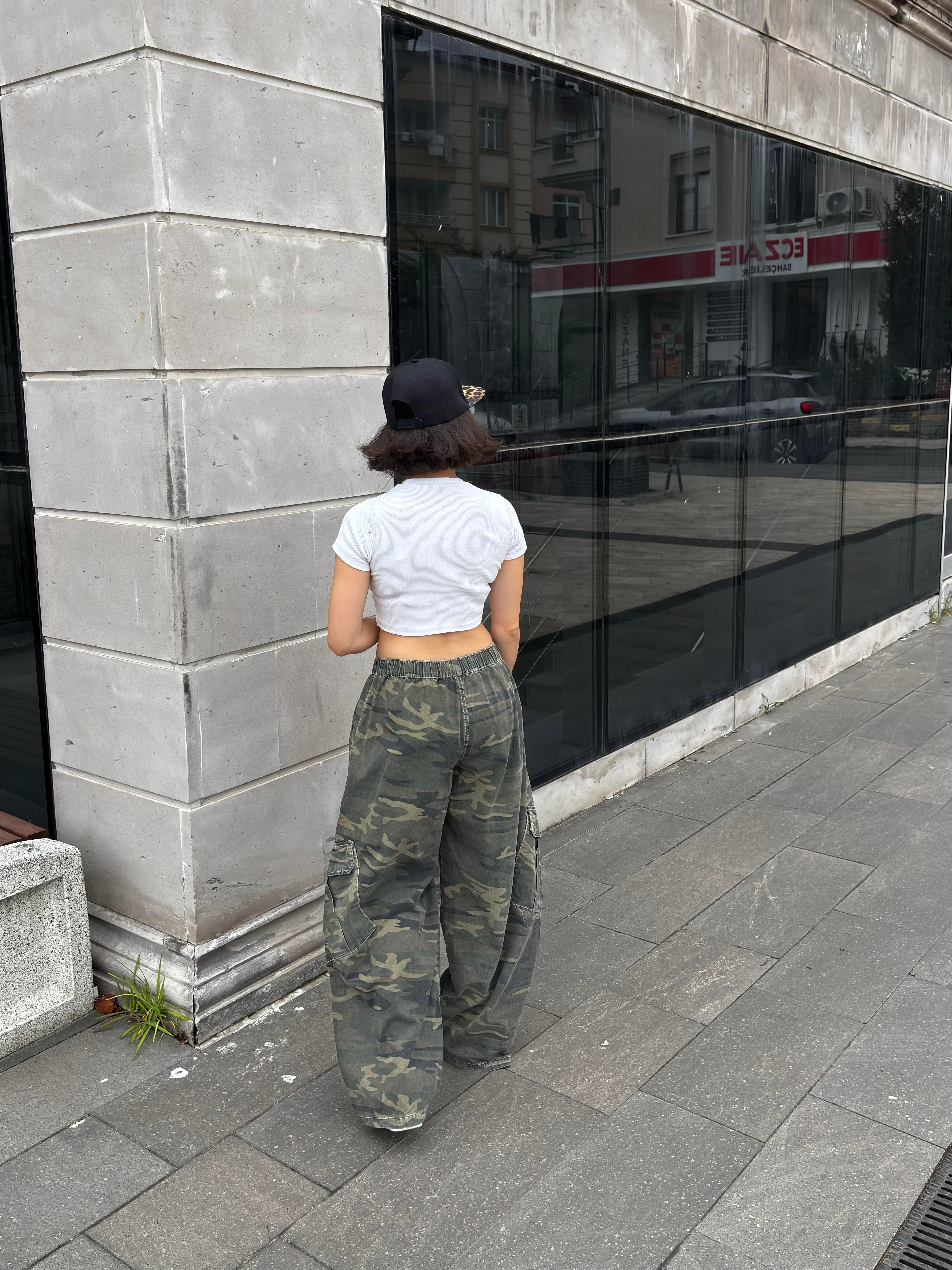 Camo Bobbi Pull-On Baggy Pant