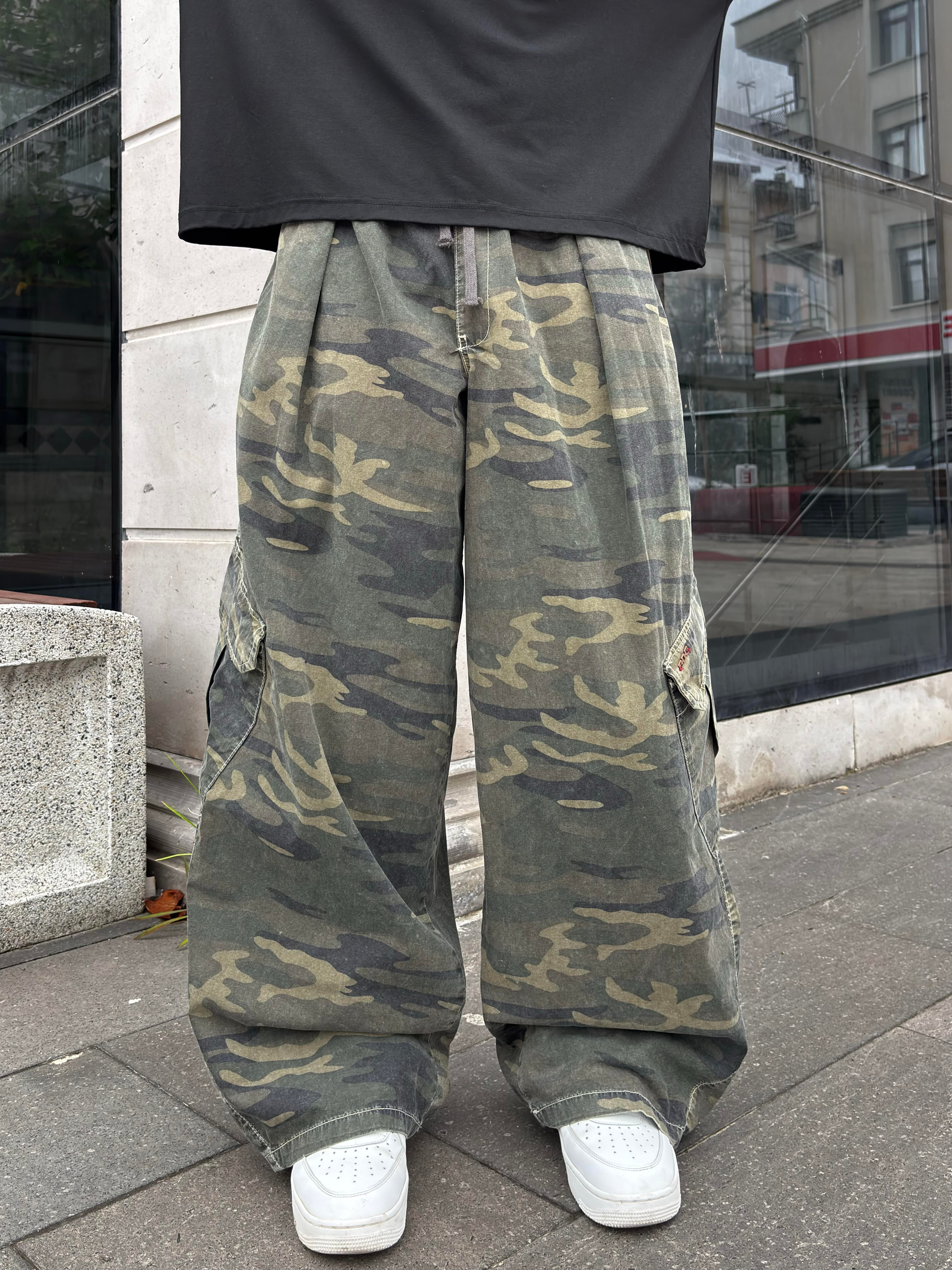 Camo Bobbi Pull-On Baggy Pant