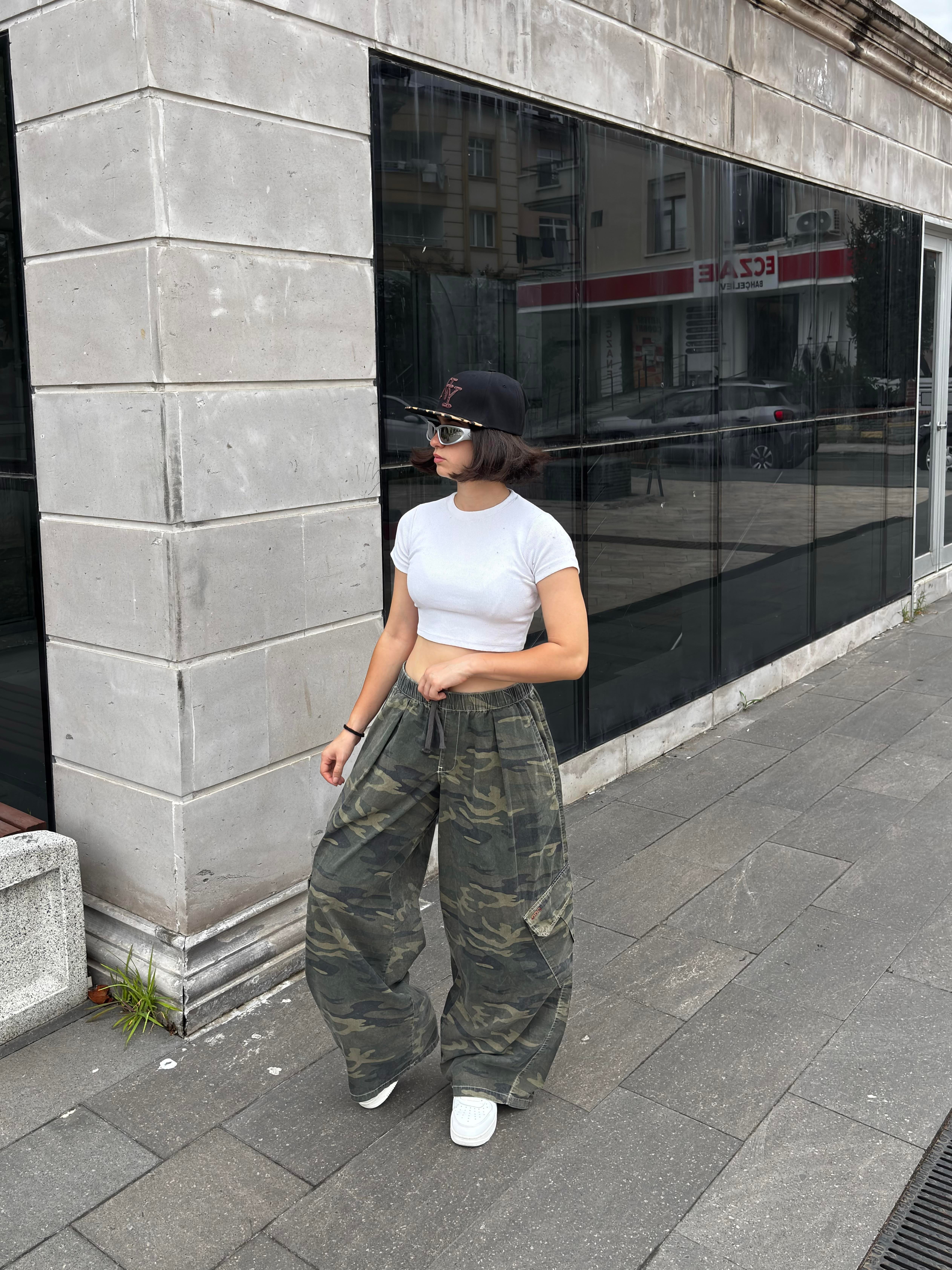 Camo Bobbi Pull-On Baggy Pant