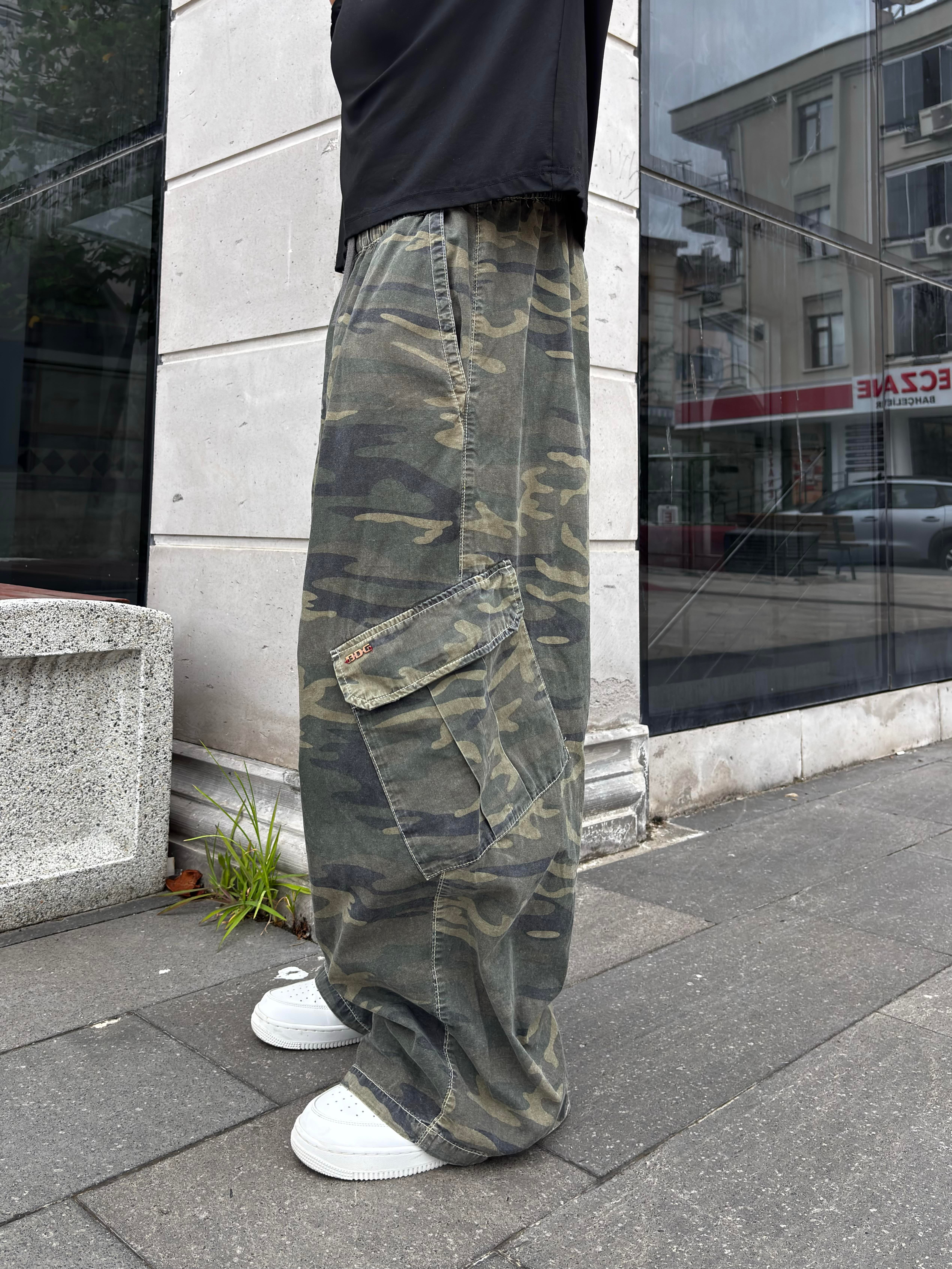 Camo Bobbi Pull-On Baggy Pant