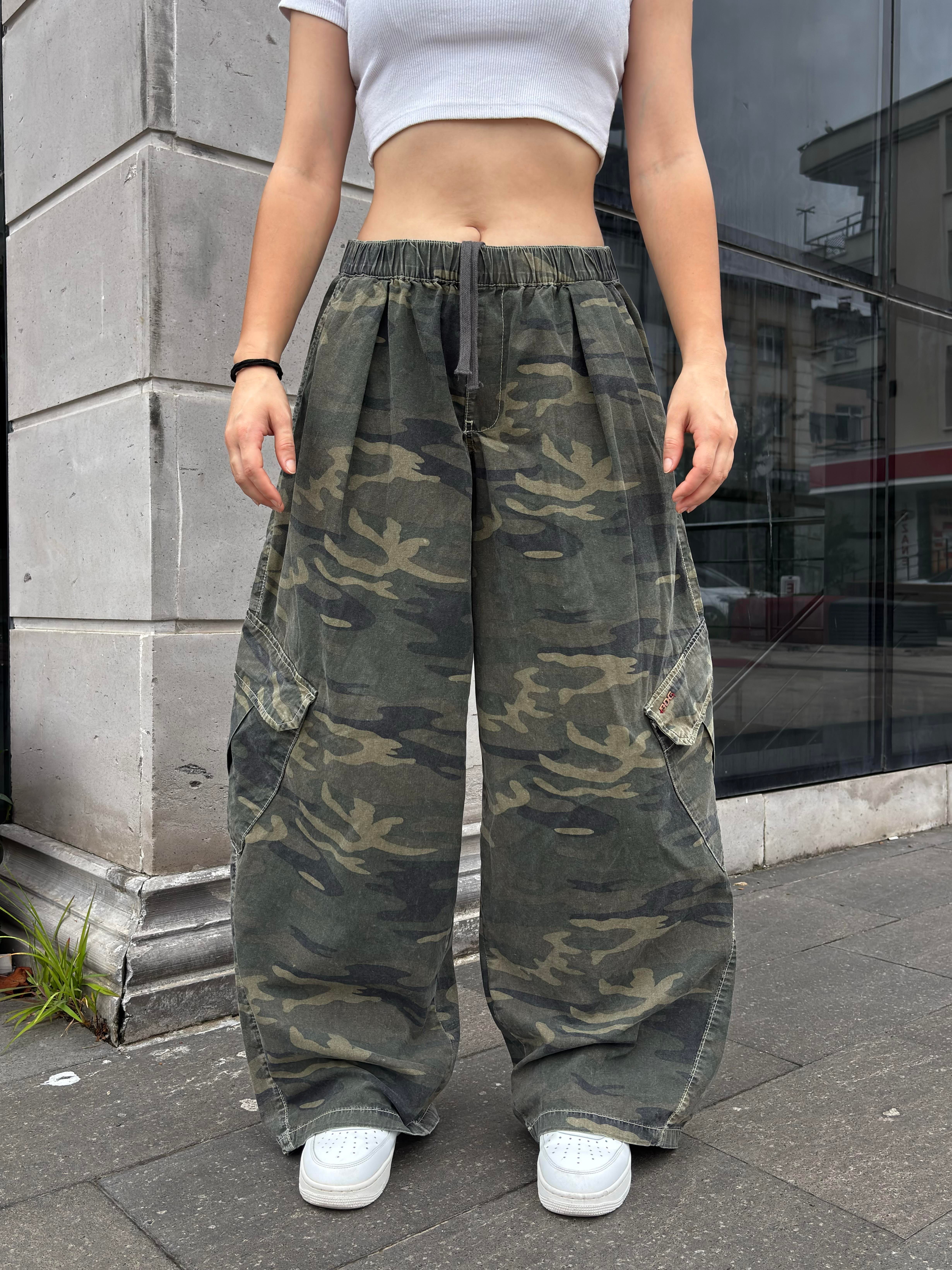 Camo Bobbi Pull-On Baggy Pant
