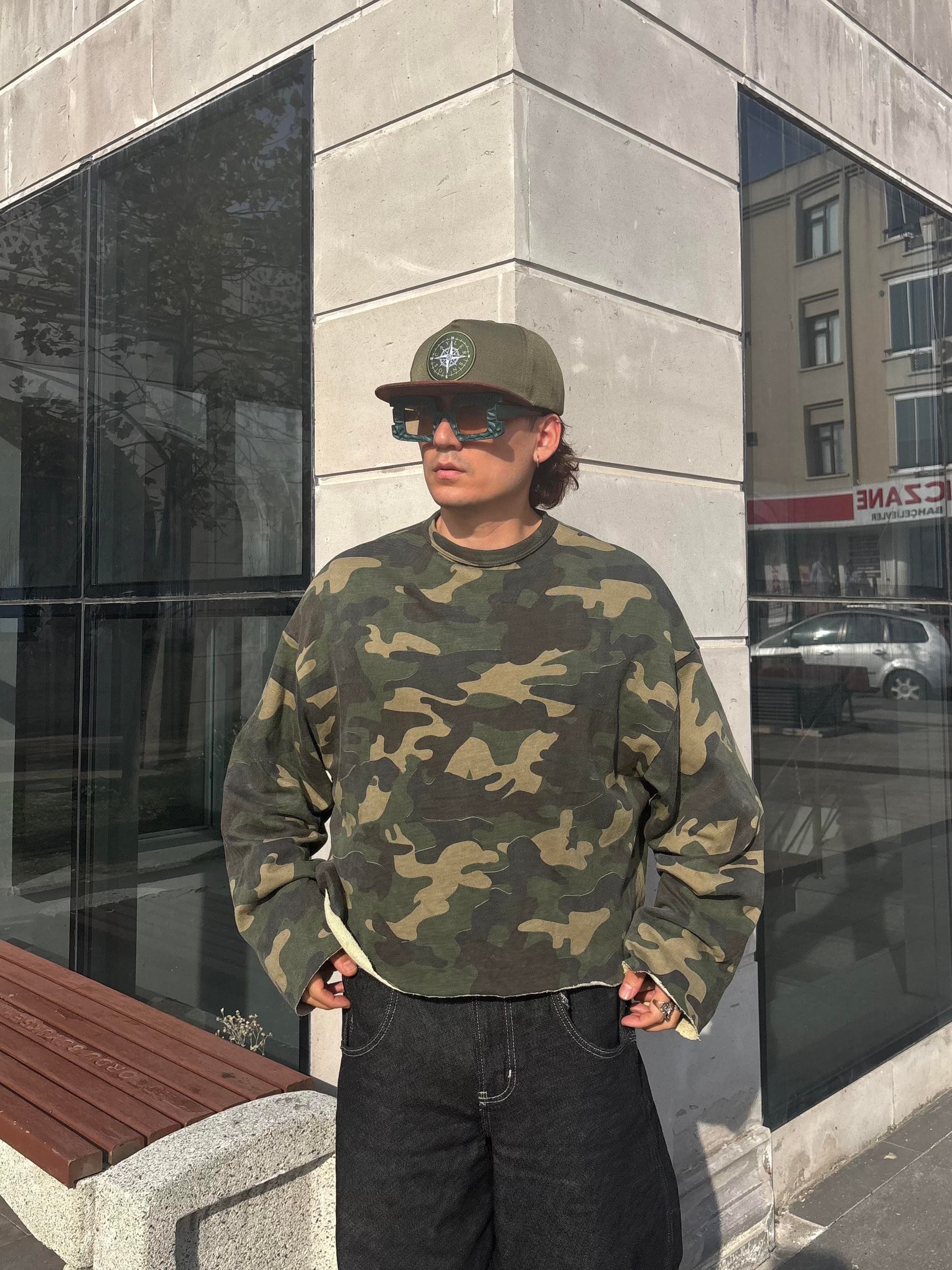 Camouflage Autumn Boxy Fit Cut-Off Sweatshirt