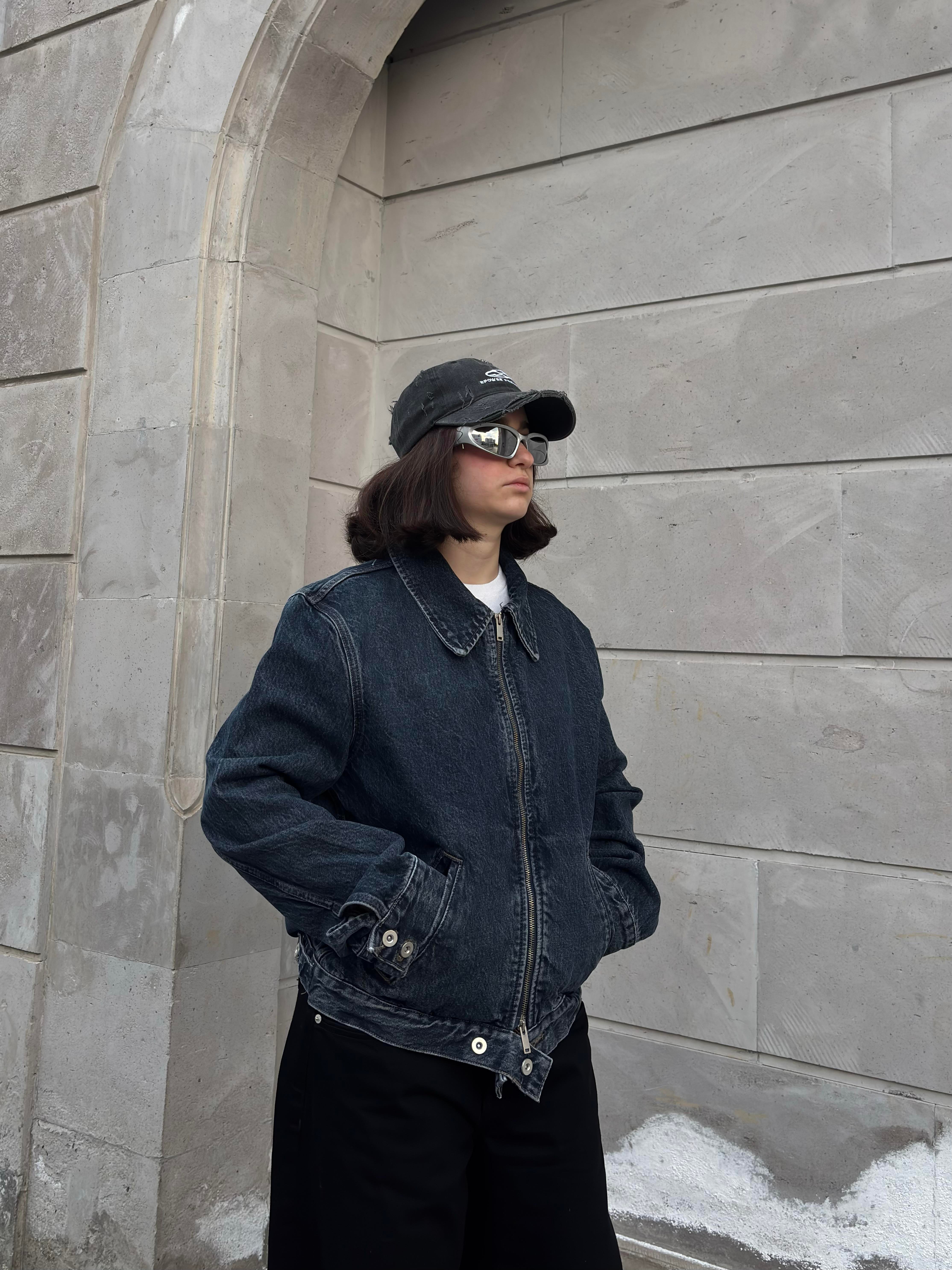 Classic Fit Zip-Up Denim Jacket