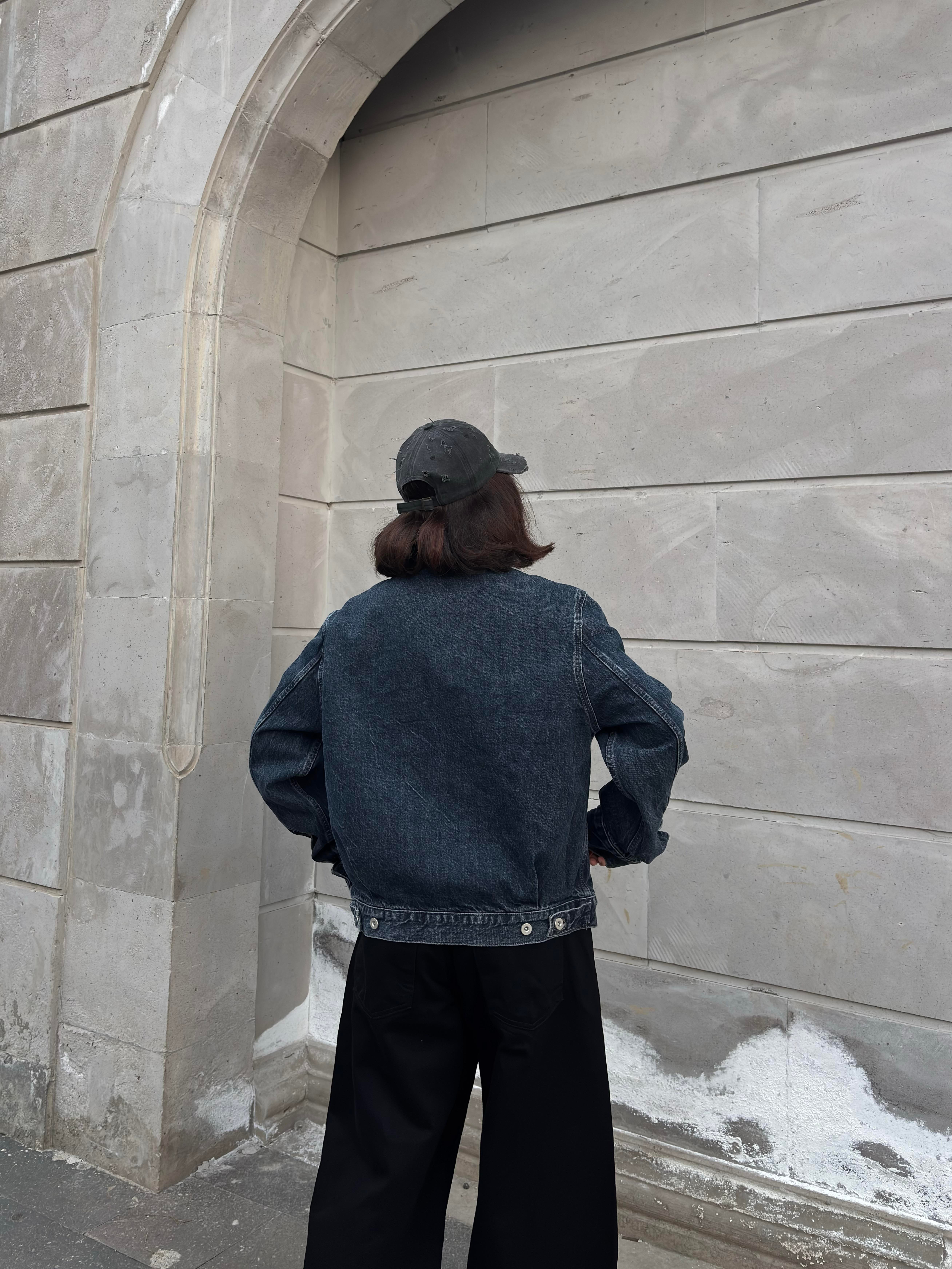 Classic Fit Zip-Up Denim Jacket