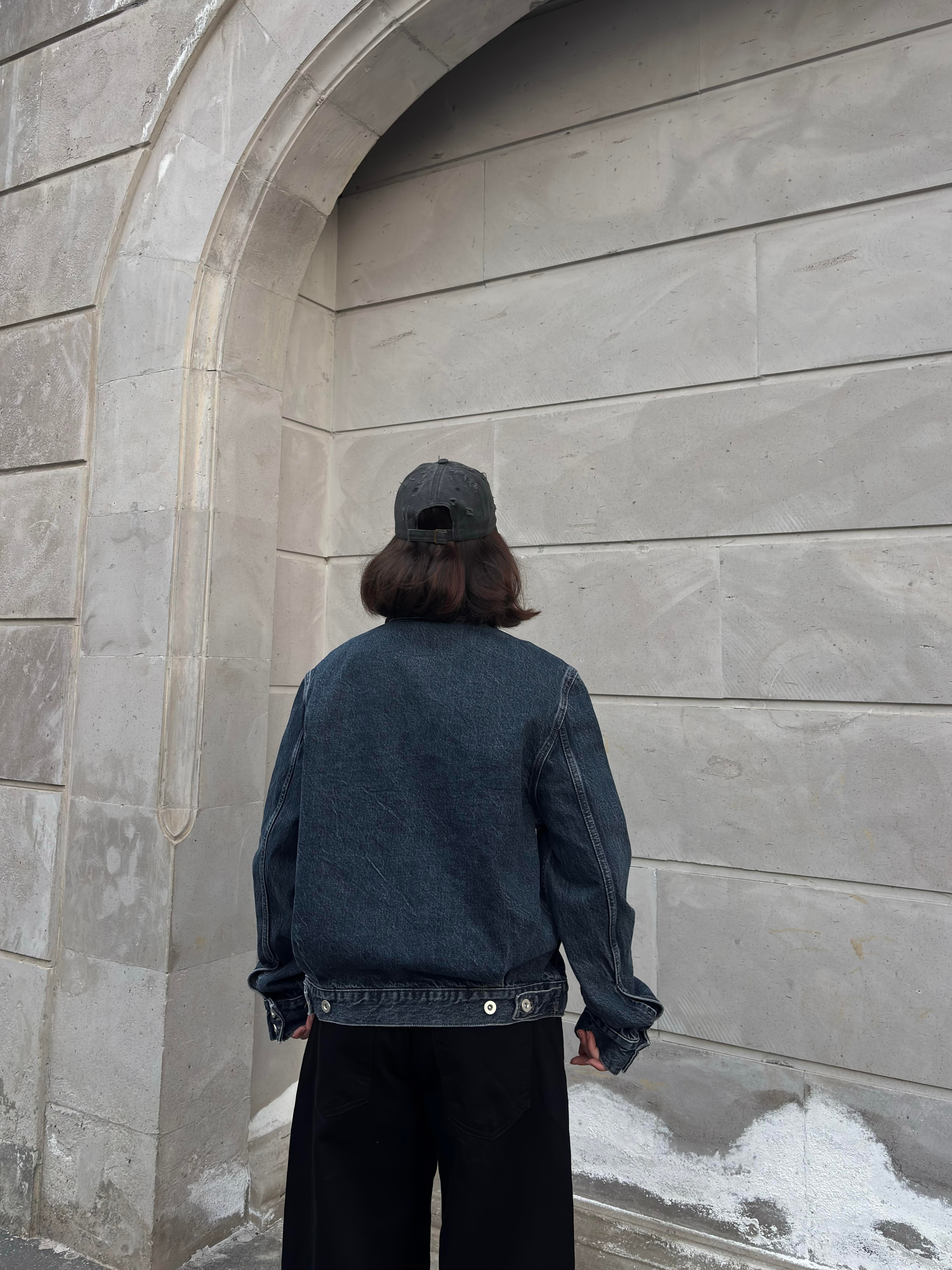 Classic Fit Zip-Up Denim Jacket