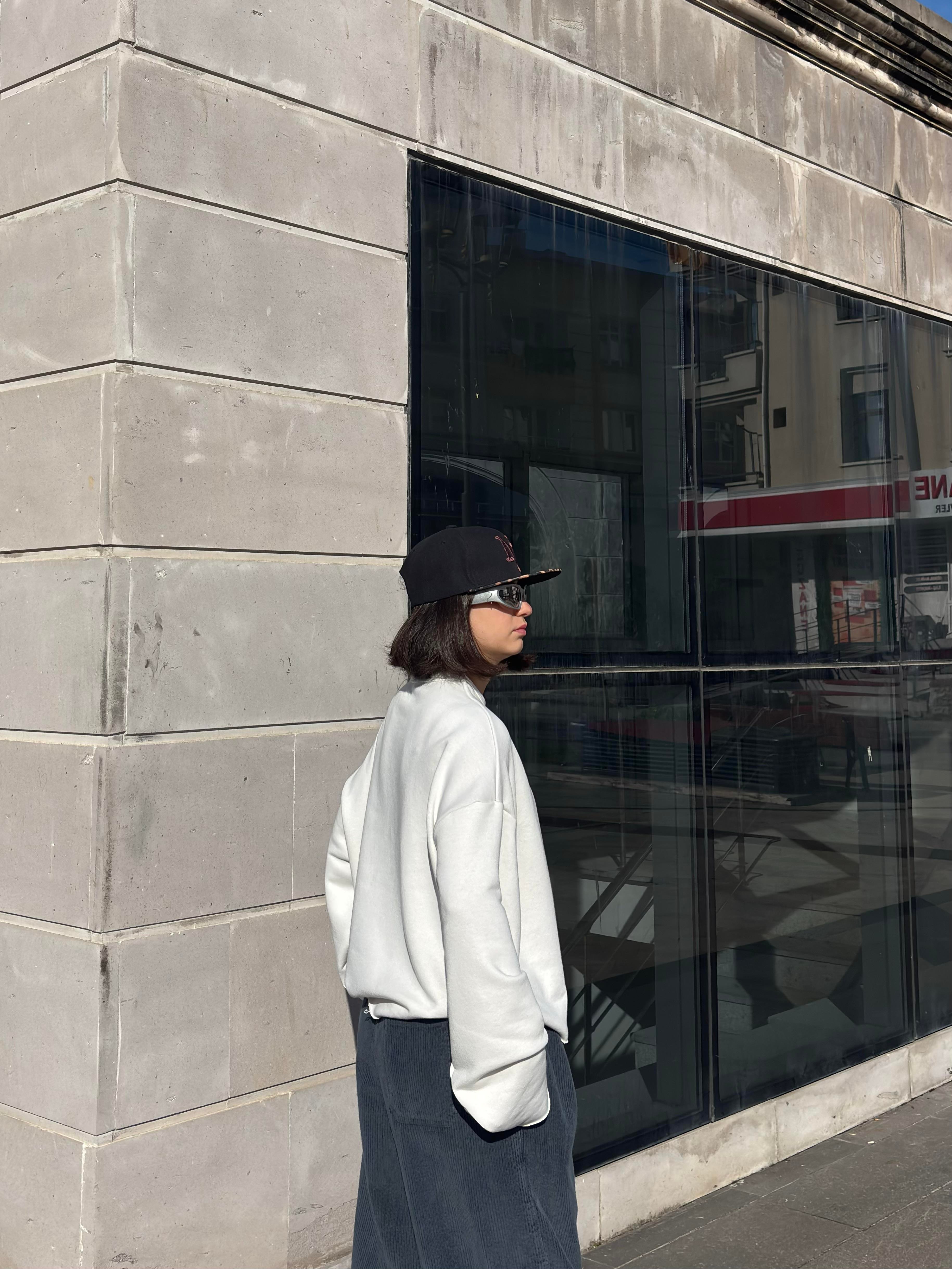 Cream Tone Boxy Fit Cut-Off Sweatshirt
