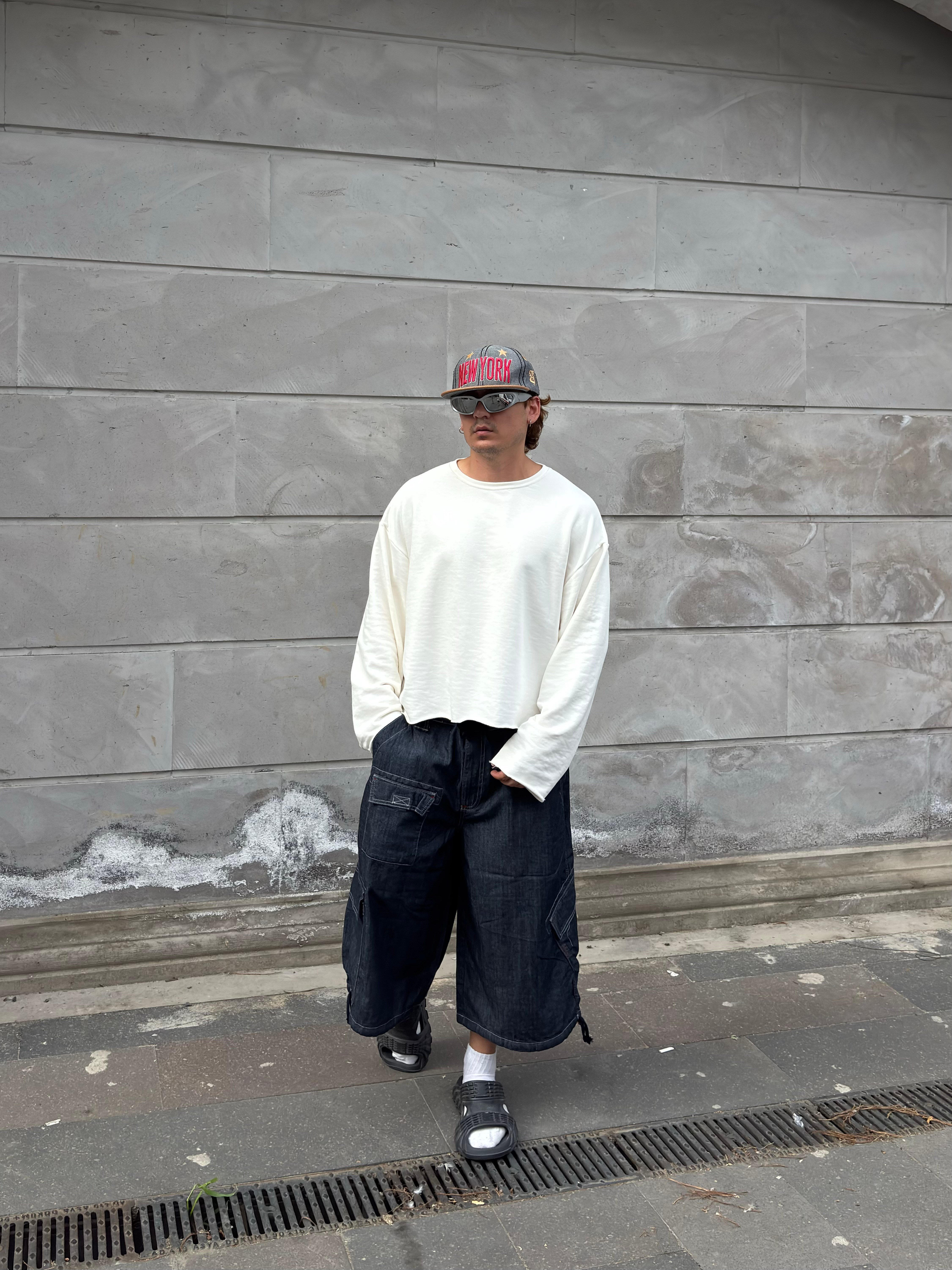 Cream Tone Boxy Fit Cut-Off Sweatshirt