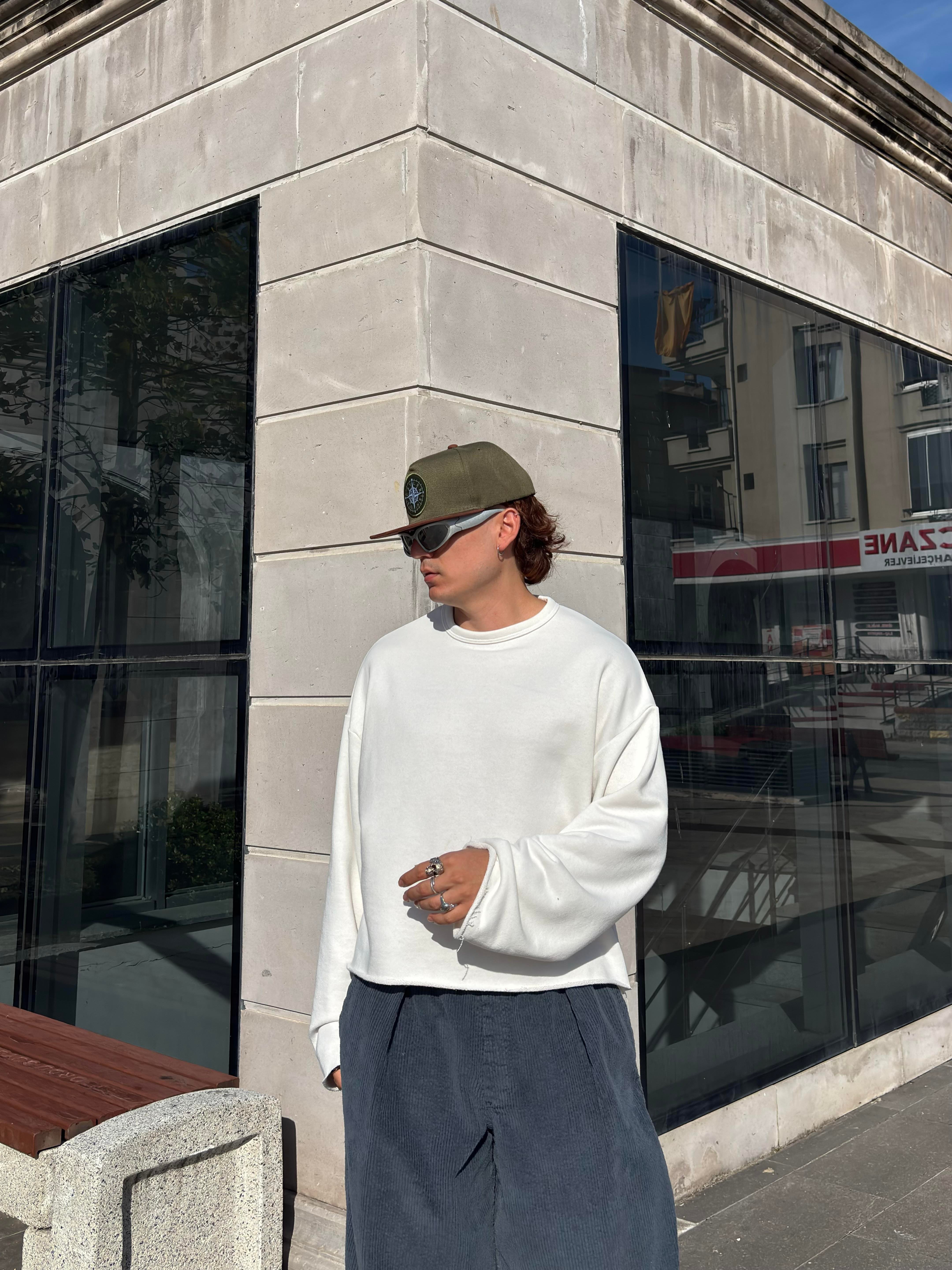 Cream Tone Boxy Fit Cut-Off Sweatshirt