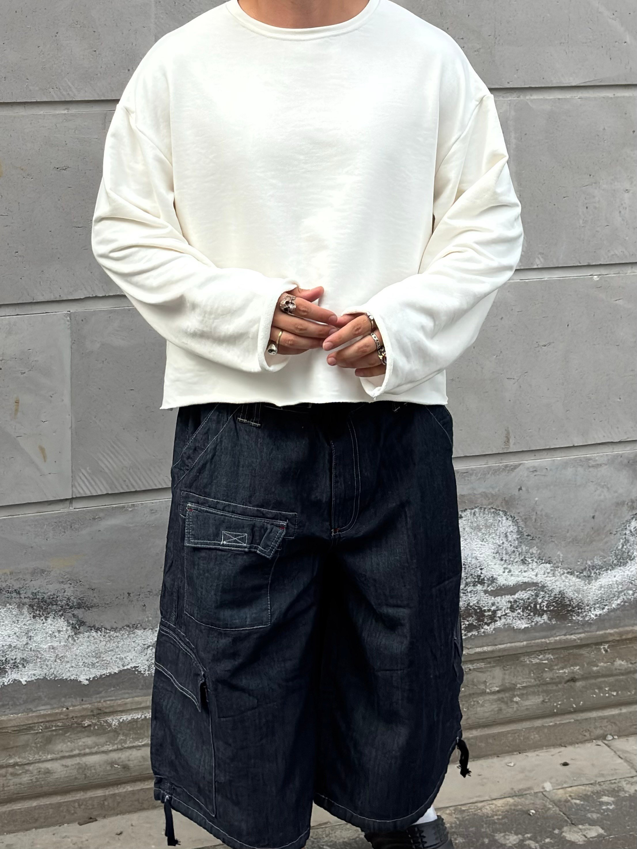 Cream Tone Boxy Fit Cut-Off Sweatshirt