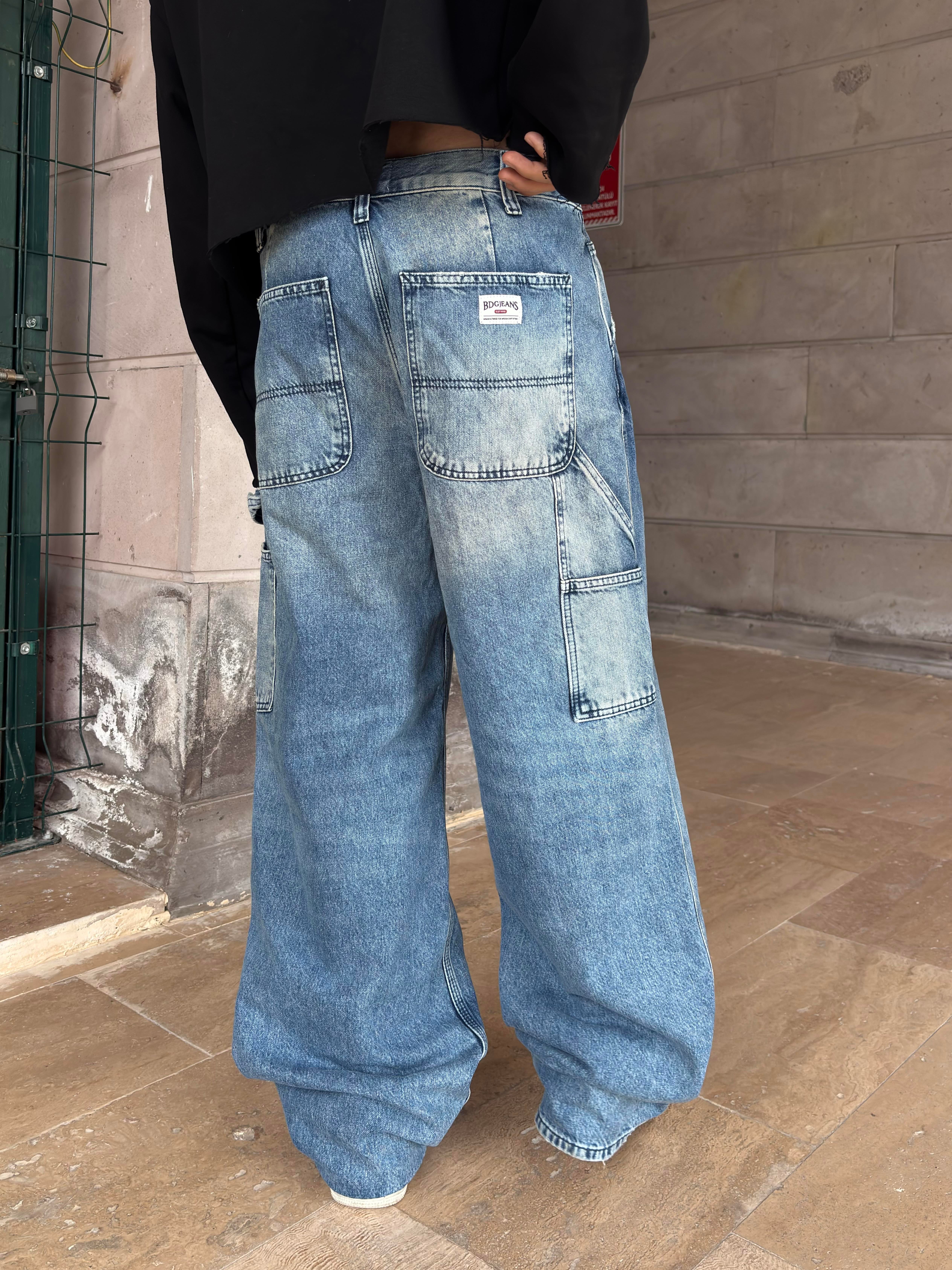 Denim Light-Wash Carperter Jeans