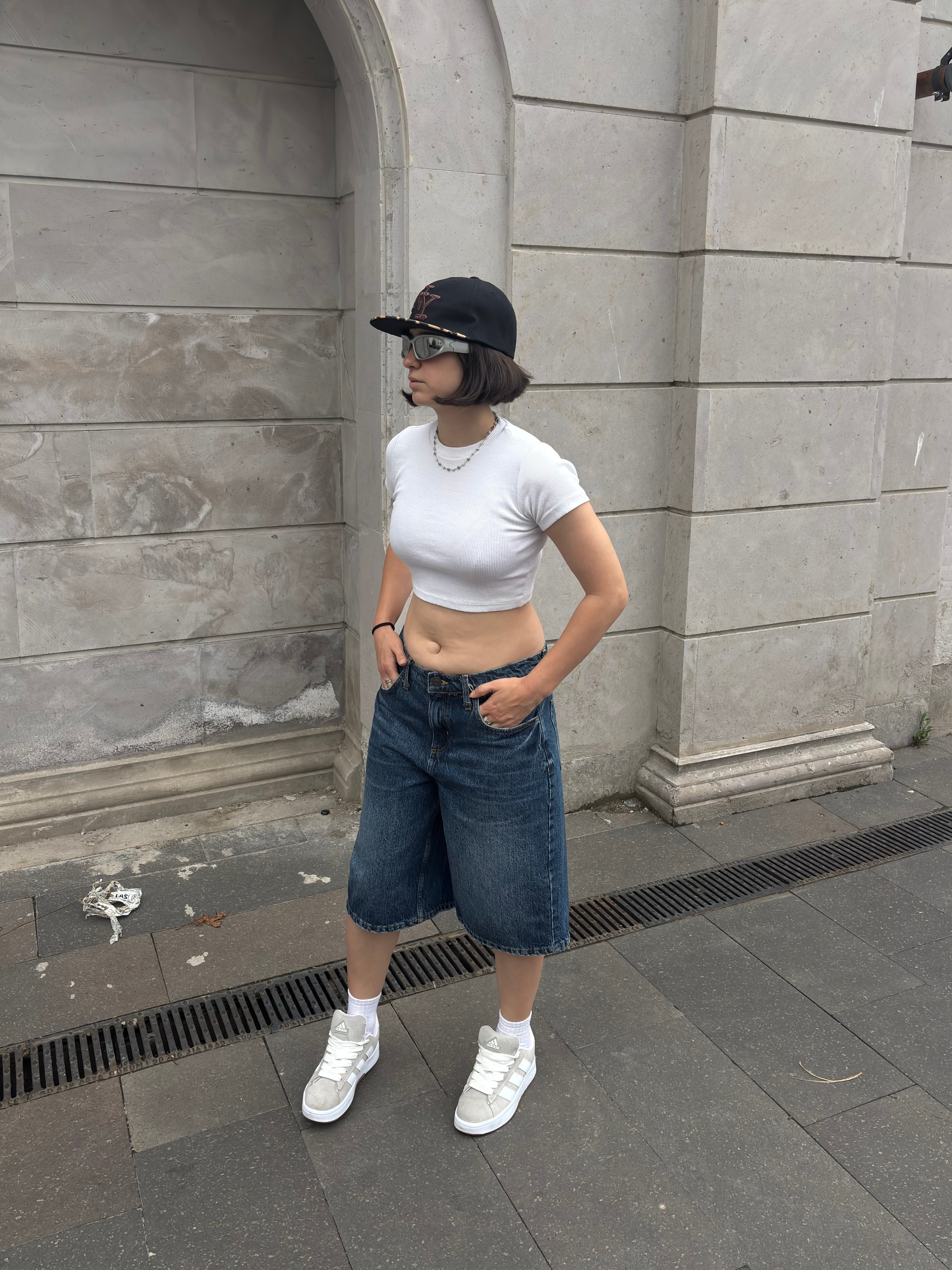 Eskitme Ton Longline Denim Jorts