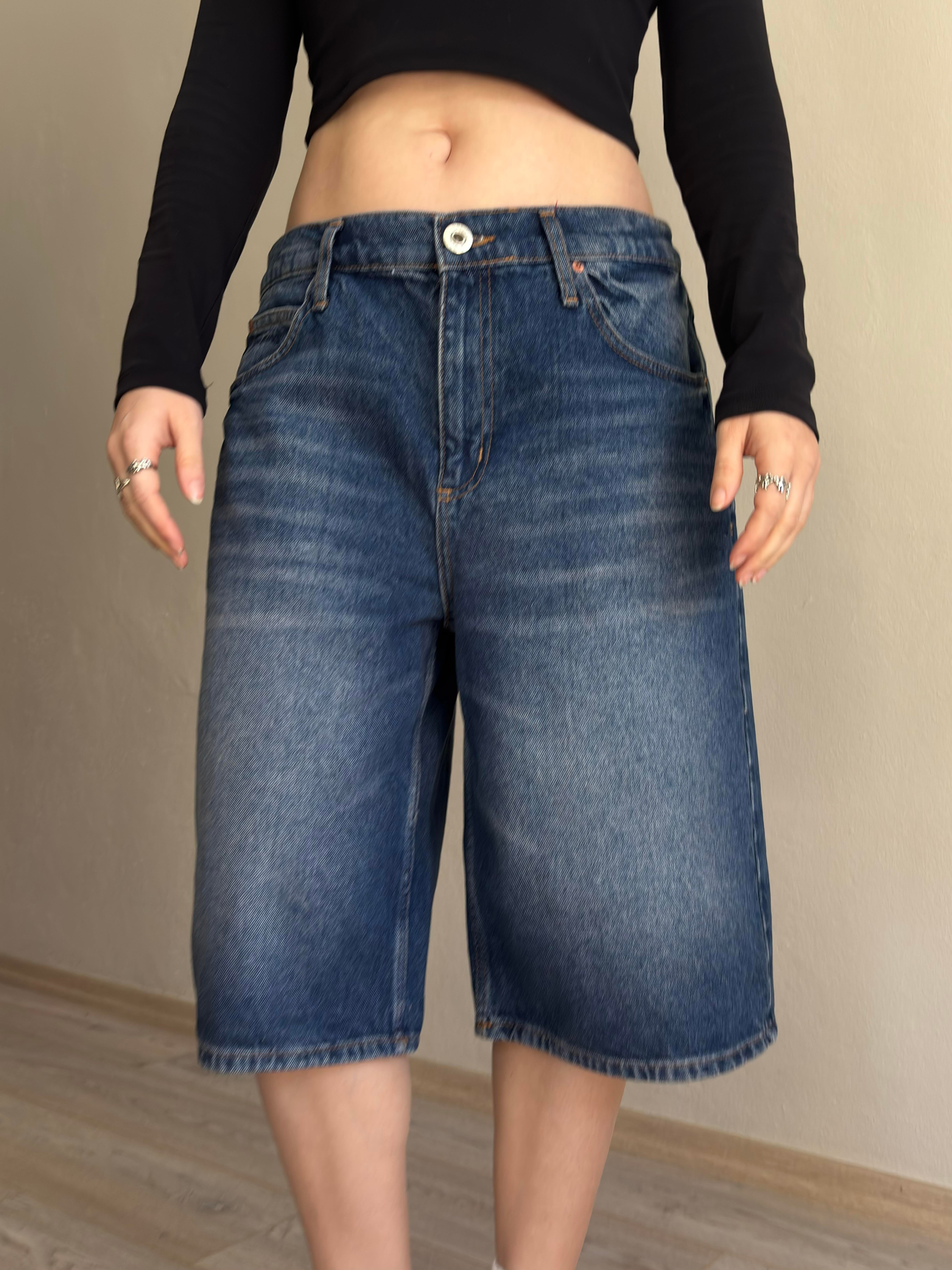 Eskitme Ton Longline Label Denim Jorts