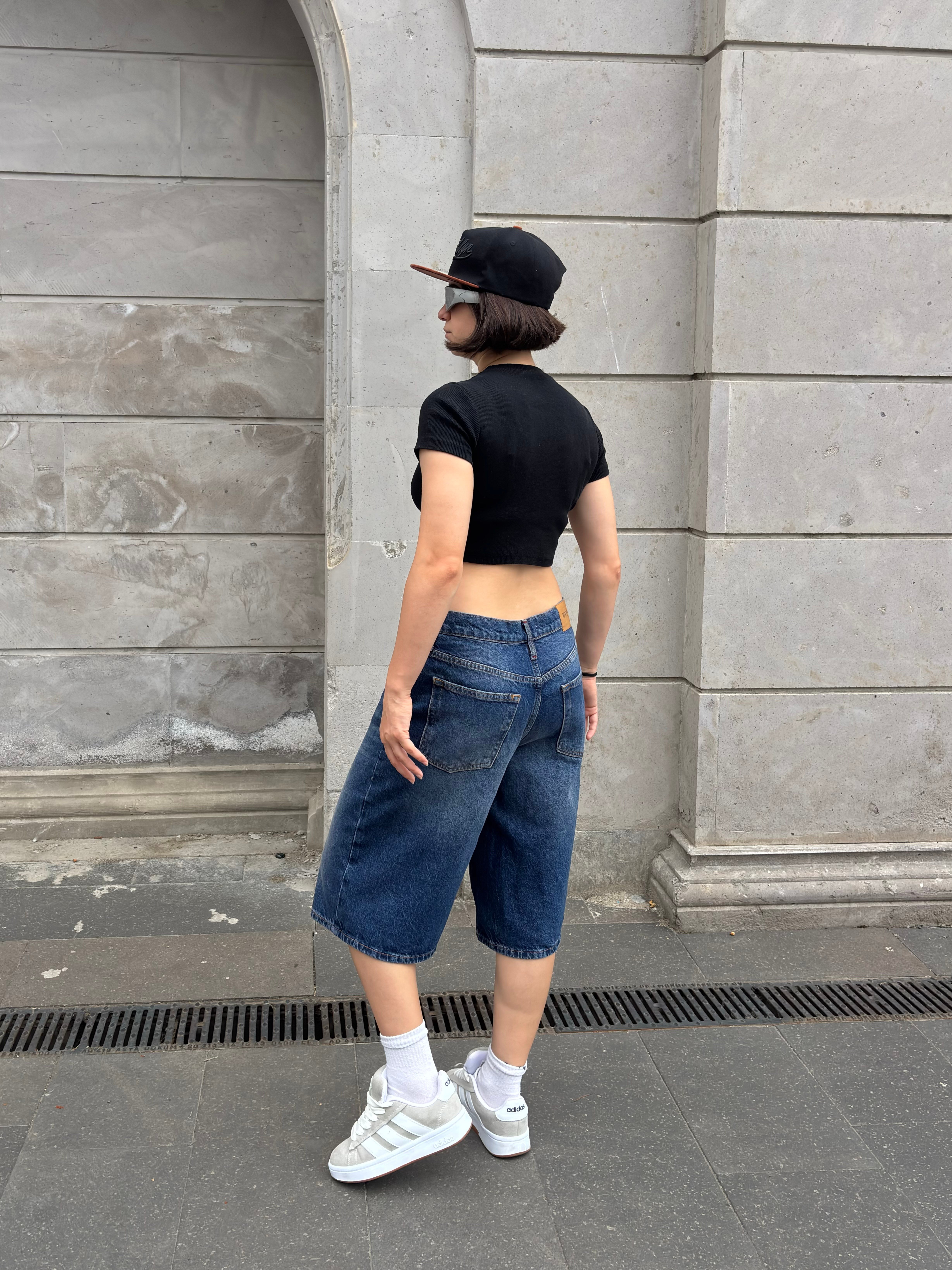 Eskitme Ton Longline Label Denim Jorts