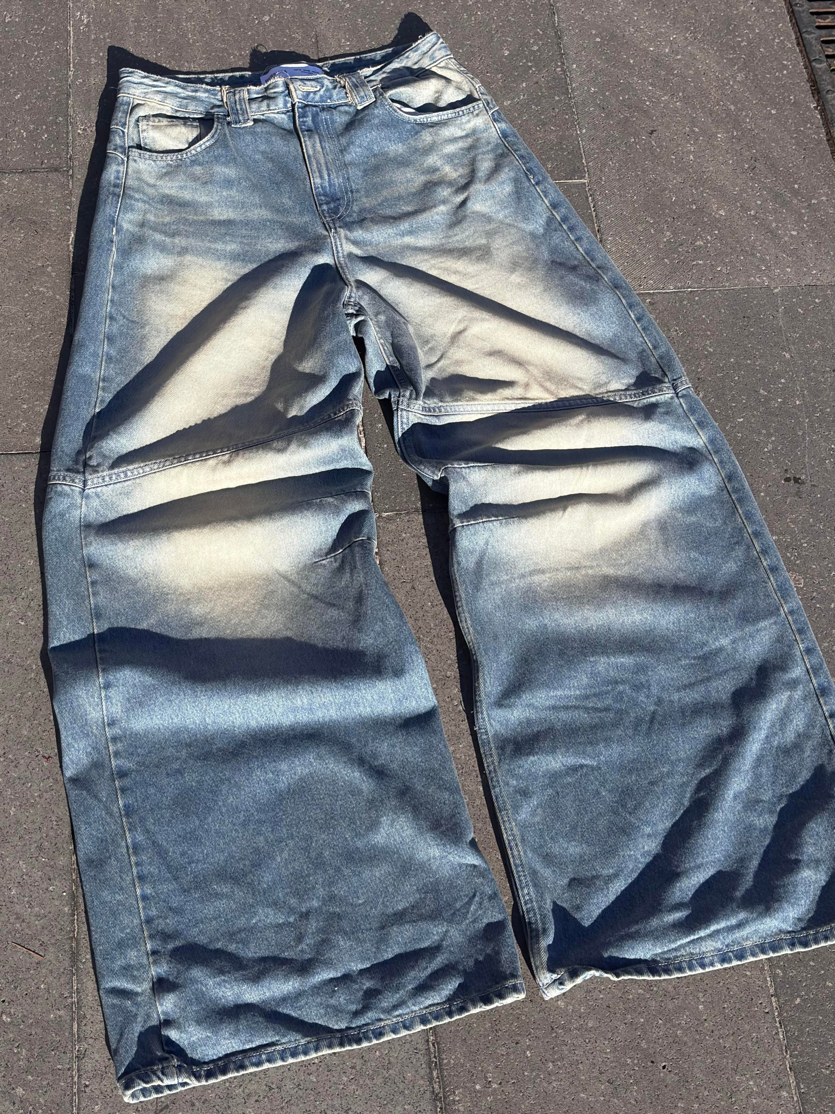 Eskitme Ton Minimal Nakış Geniş Paça Jean
