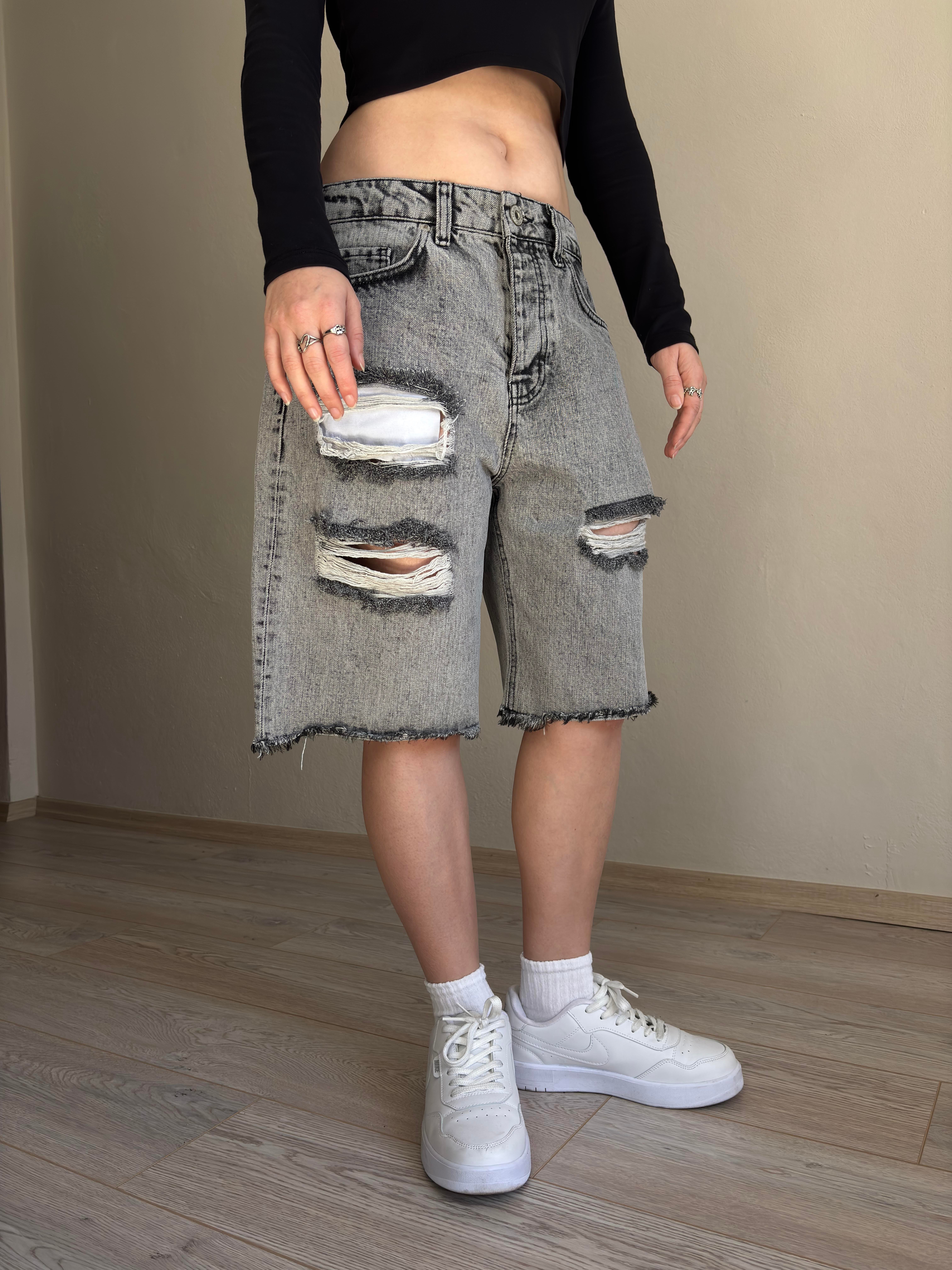 Füme Ton Yırtık Detay Denim Şort