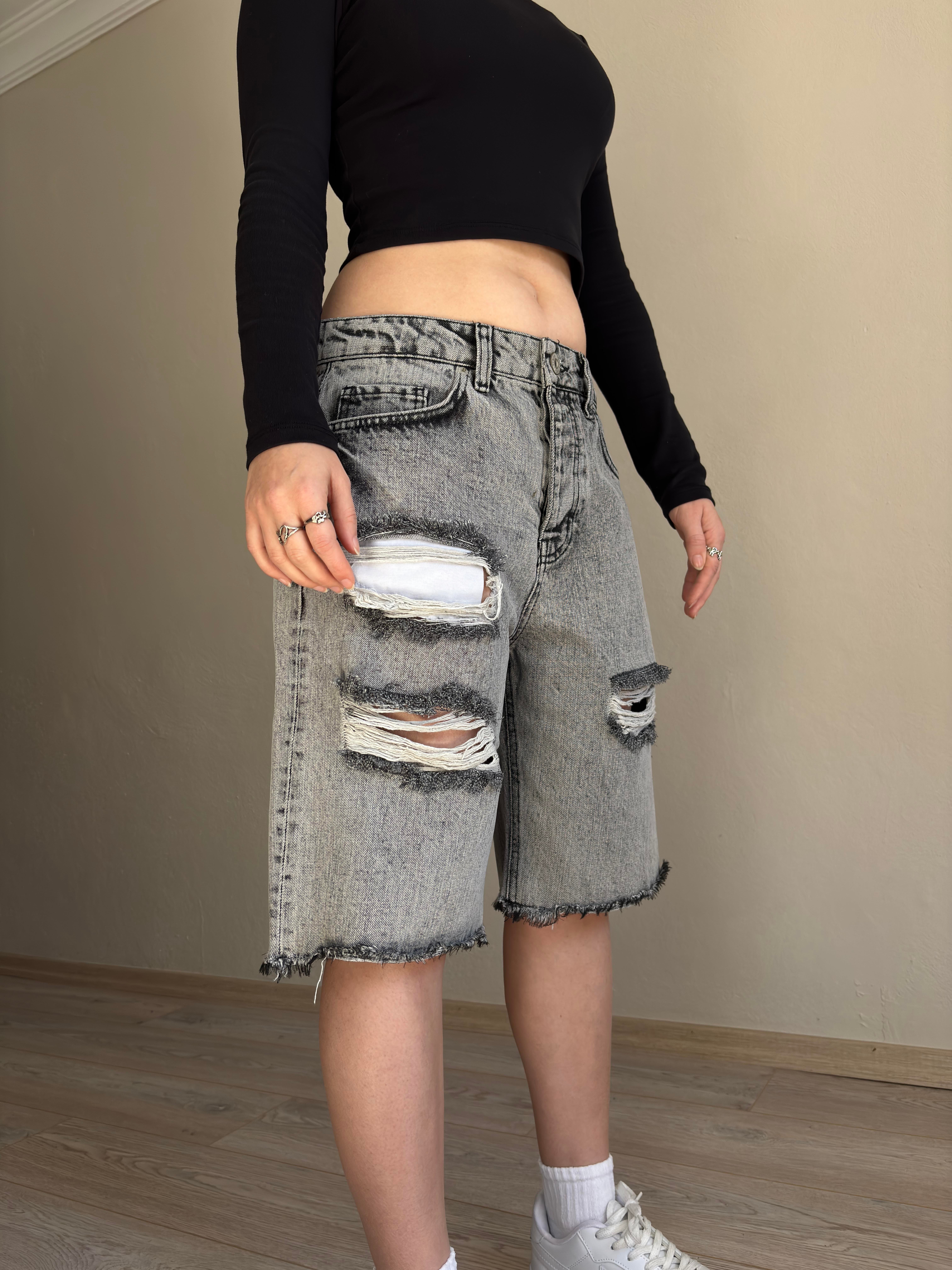 Füme Ton Yırtık Detay Denim Şort